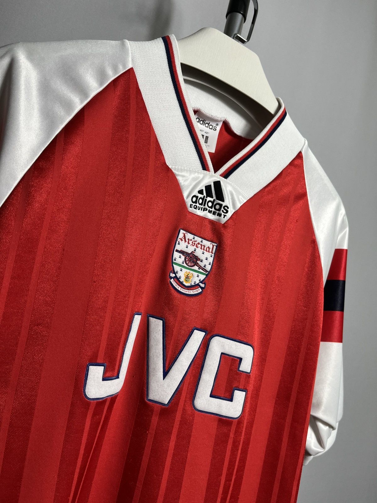 Sports Specialties 1992-1994 Arsenal Home Football Shirt JVC Adidas Red Jersey Size US L / EU 52-54 / 3 - 2 Thumbnail