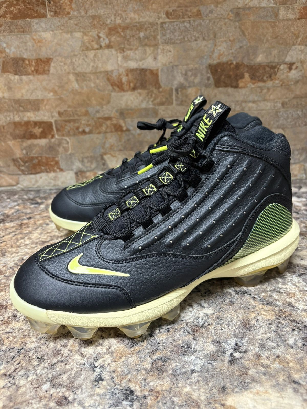 Nike Nike Griffey 2 MCS Baseball Cleats Black/Volt Size 8 Size US 8 / EU 41 - 1 Thumbnail