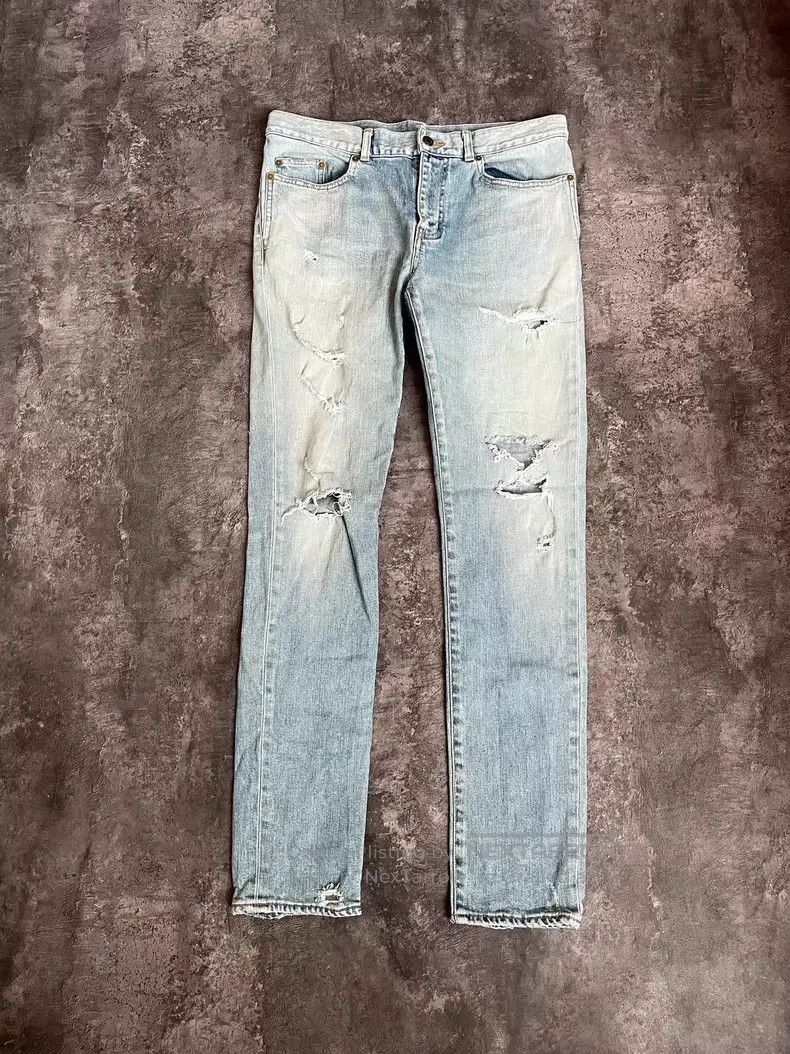 Saint Laurent Paris Saint Laurent Paris Light Blue Destroyed Cut-off Denim Pan Size US 32 / EU 48 - 1 Thumbnail