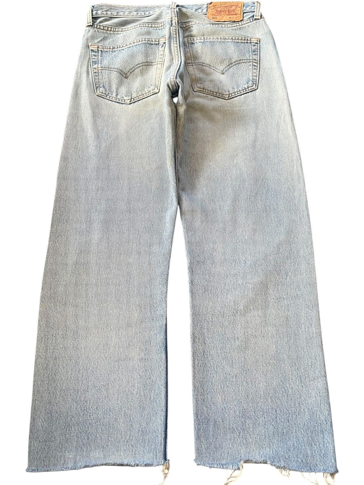 Levi's Vintage 90s Levis 501 Faded Wash Distressed Jeans Size US 30 / EU 46 - 2 Thumbnail