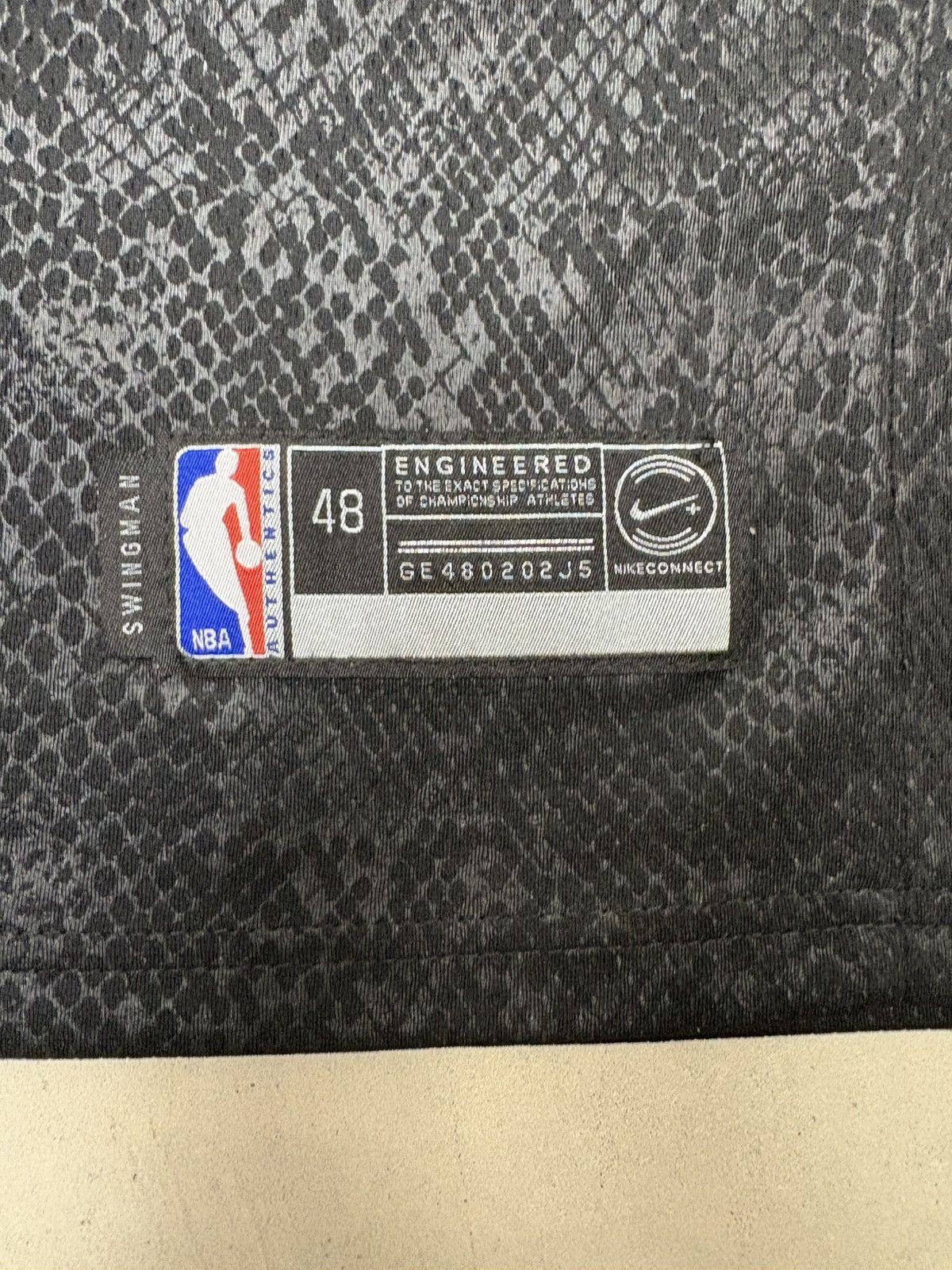 NBA Lakers Mamba Forever Kobe Jersey Size US M / EU 48-50 / 2 - 5 Thumbnail