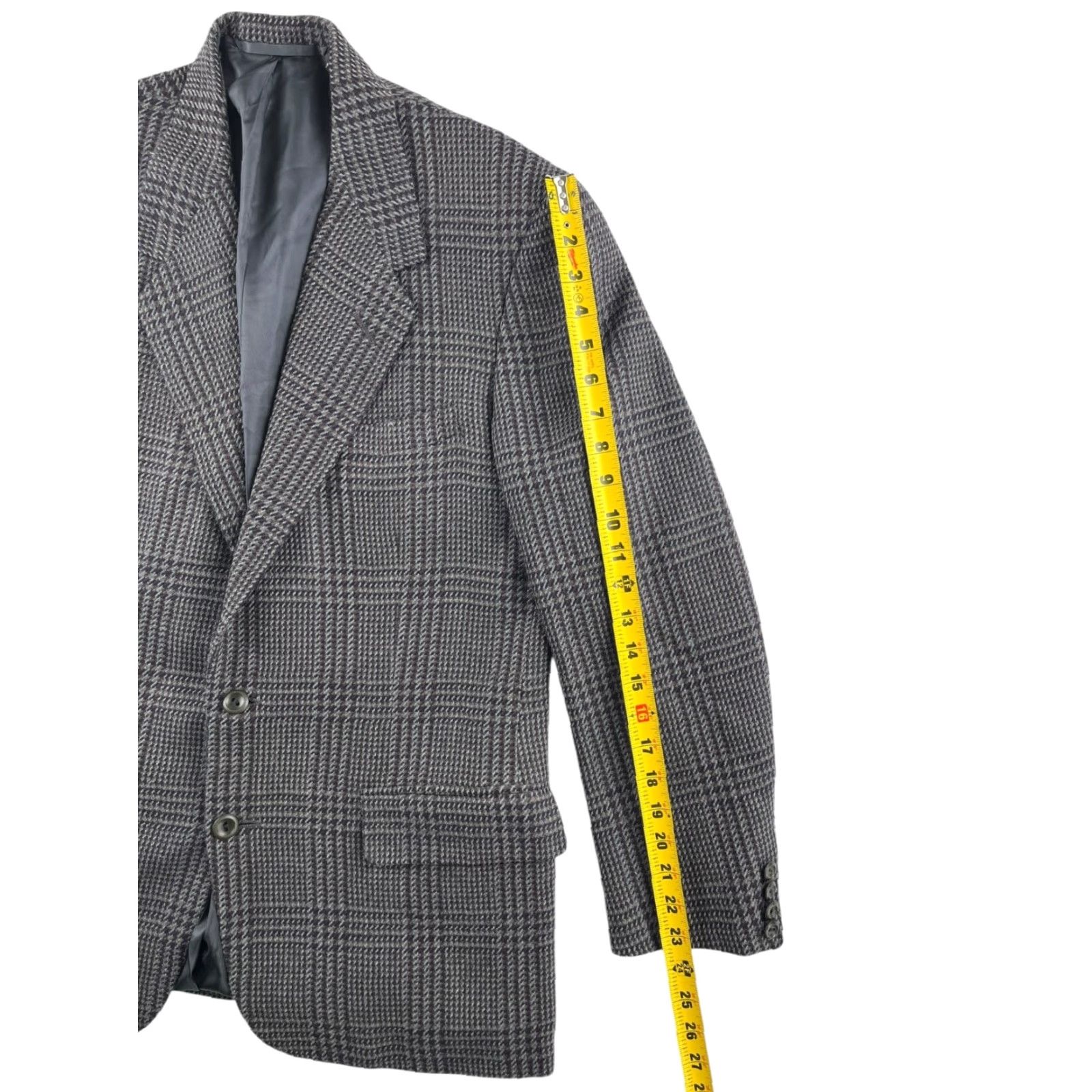 Vintage VINTAGE Oxford Clothes Men Blazer Jacket Wool Tweed Gray Plaid 39 Regular Two-Button Notch Lapel Mens Size 40R - 7 Thumbnail