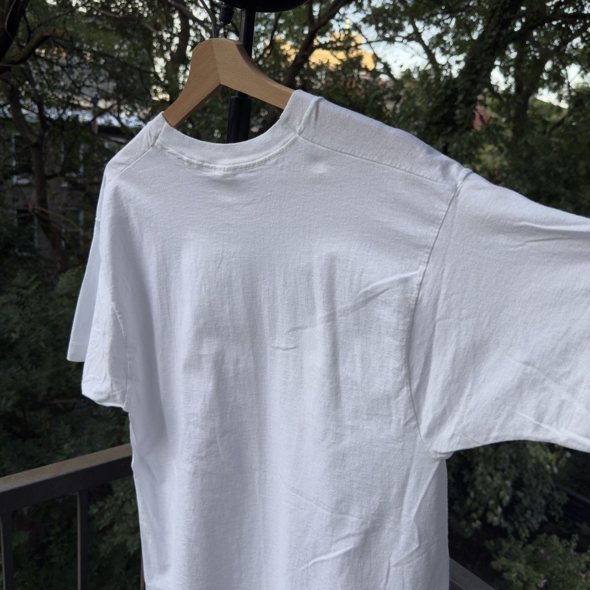 Vintage 80s Blank White Paper Thin Shirt ERD Grunge Thrashed Faded Size US XL / EU 56 / 4 - 5 Thumbnail
