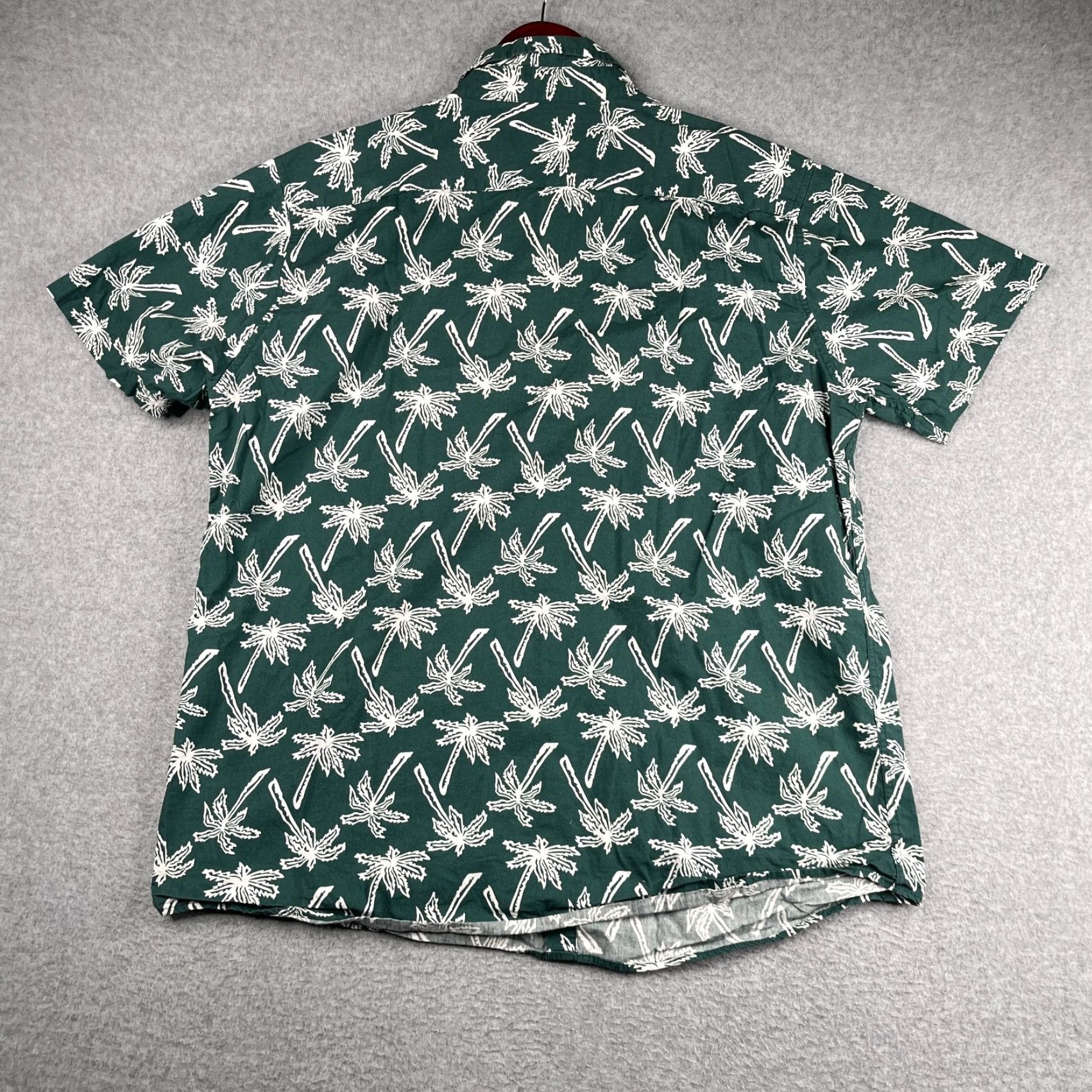Vintage Molokai Surf Co. Shirt XL Green Palm Tree Print Casual Button Up Short Sleeve Size US XL / EU 56 / 4 - 4 Thumbnail