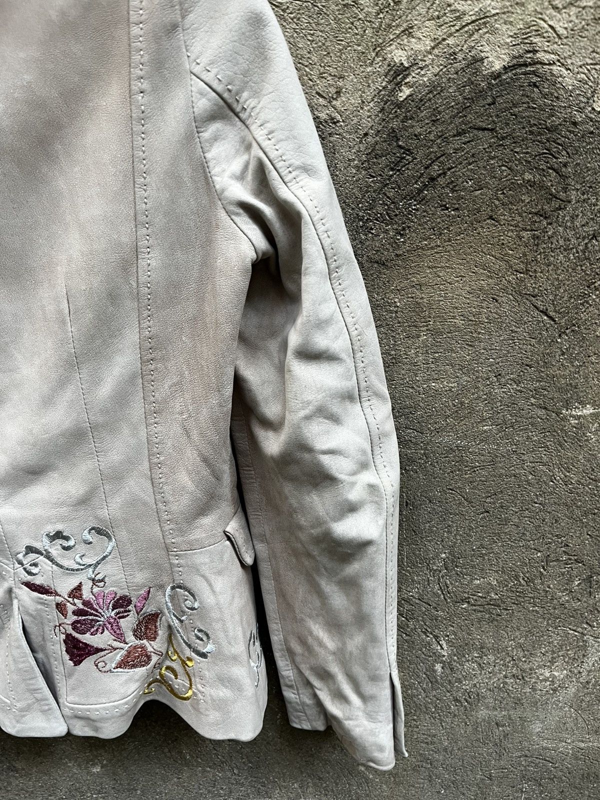 John Galliano × Vintage galliano floral print vintage leather jacket Size XXS / US 00 / IT 34 - 13 Thumbnail