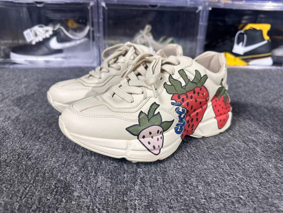 Gucci Gucci Red Lowtop Sneakers us_4 Women Size US 4 / IT 34 - 1 Thumbnail