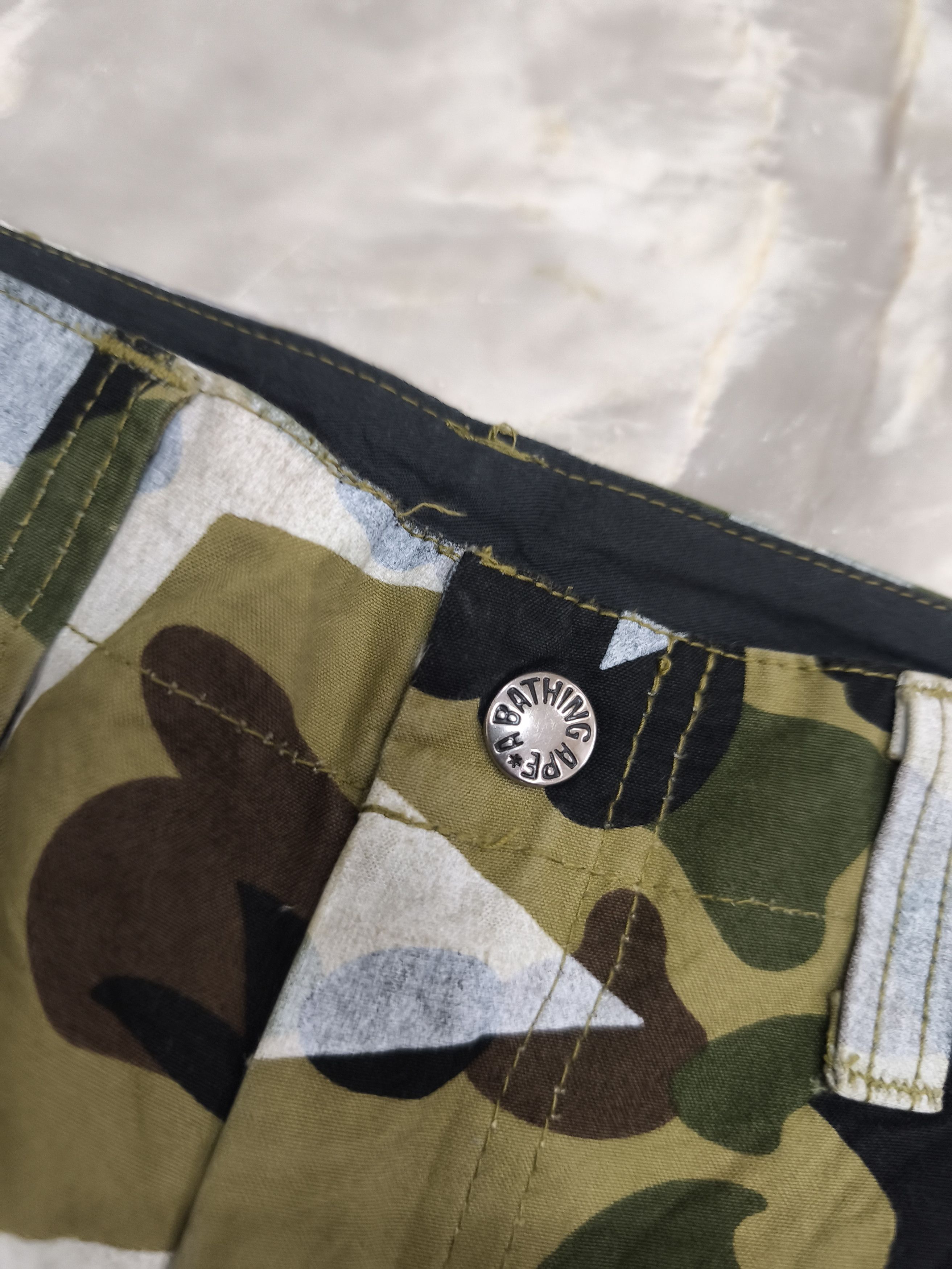 Bape OG Bape Classic Bapesta 1st Camo Shorts Size US 31 - 9 Thumbnail