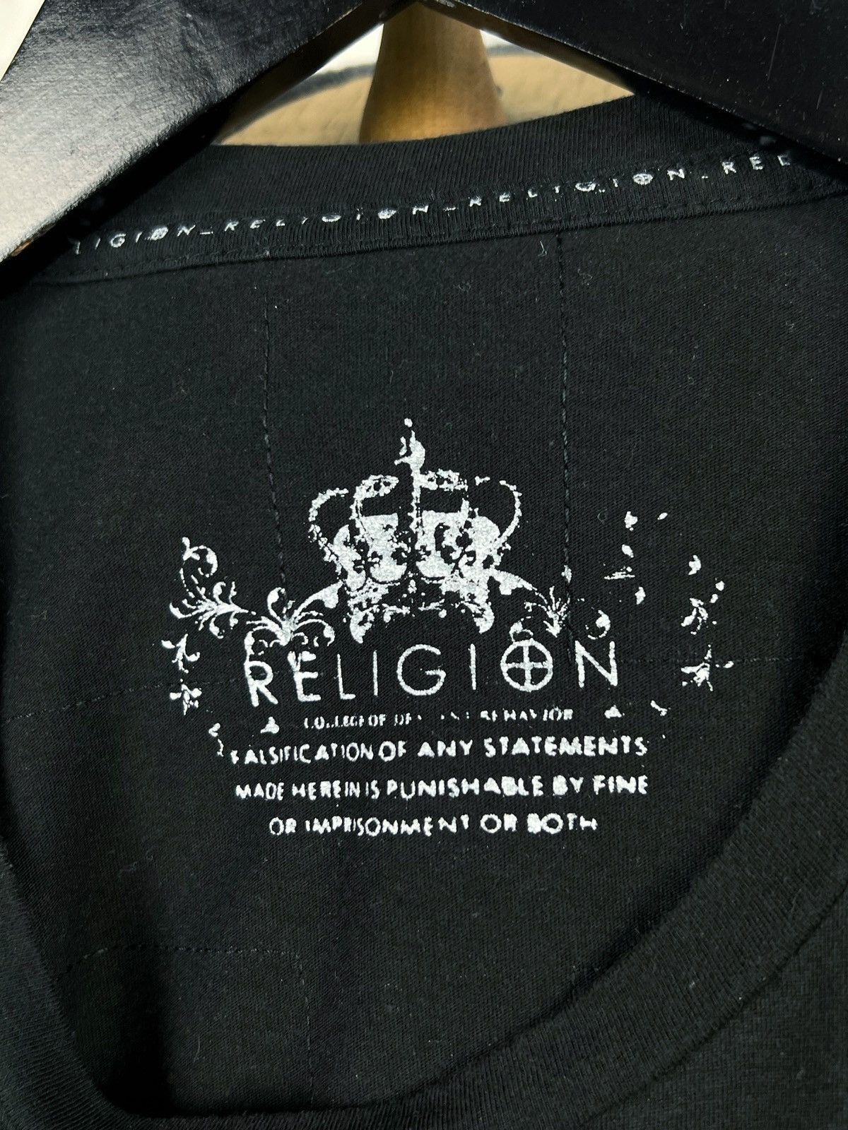 Vintage Religion Graphic T Shirt Size M - L Size US L / EU 52-54 / 3 - 3 Thumbnail