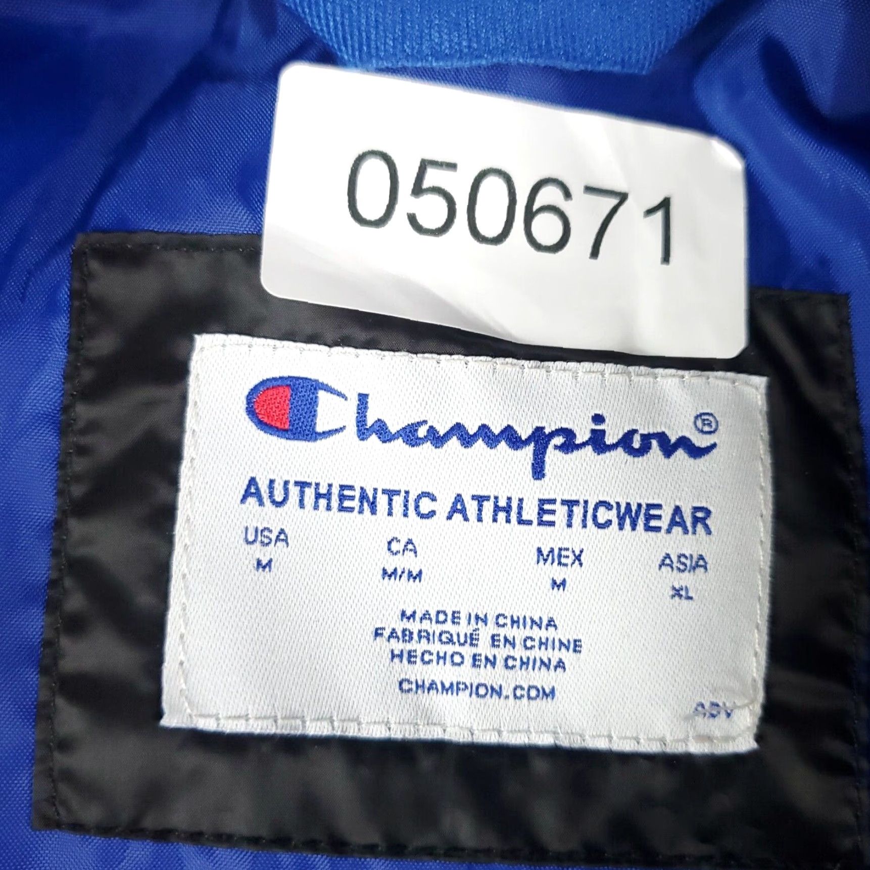 Champion Champion Vest Mens Size Medium Black Blue Puffer Full Zip Jacket Size US M / EU 48-50 / 2 - 8 Thumbnail