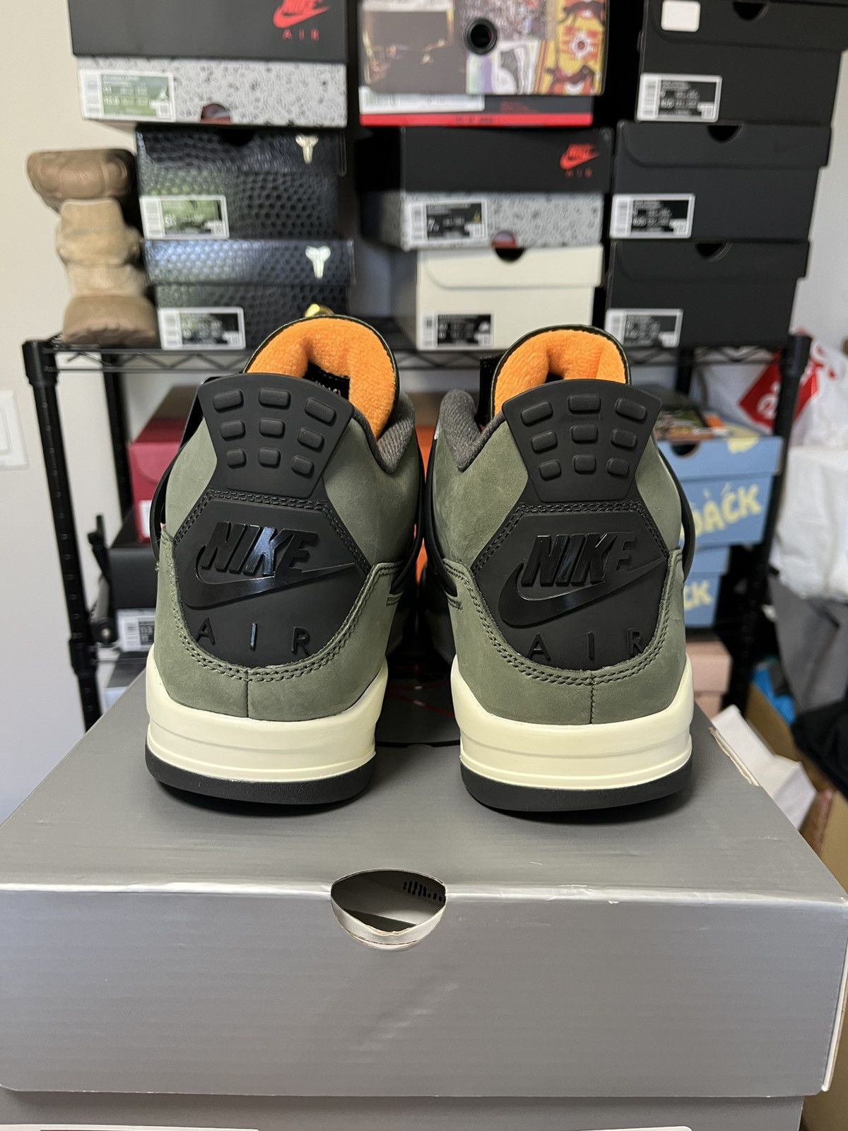 Jordan Brand × Undefeated Undefeated Jordan 4 2025 Size US 10 / EU 43 - 2 Thumbnail