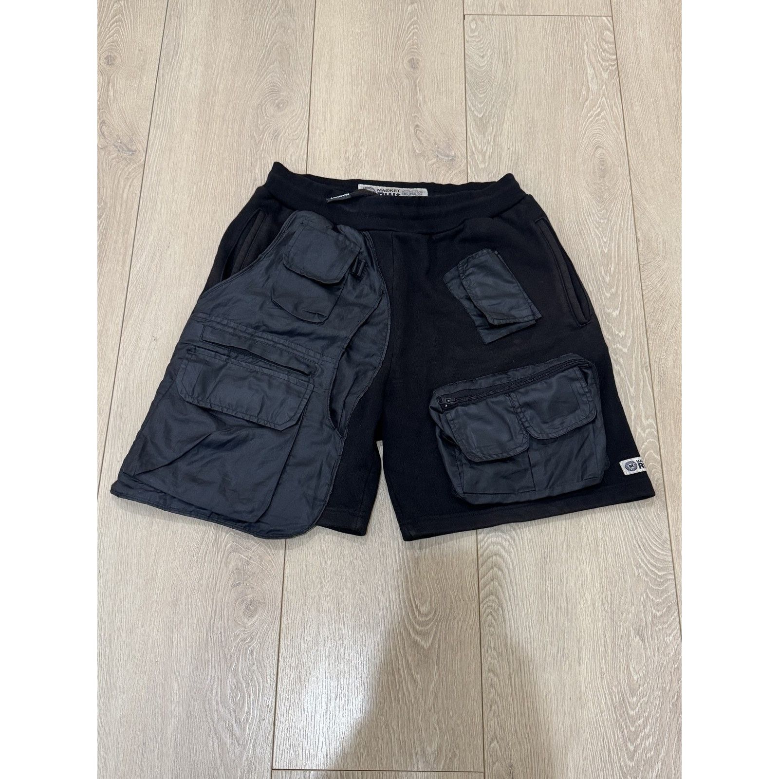 Market MARKET RW* Black Cargo Shorts w/ Utility Vest Overlay Size US 31 - 1 Thumbnail