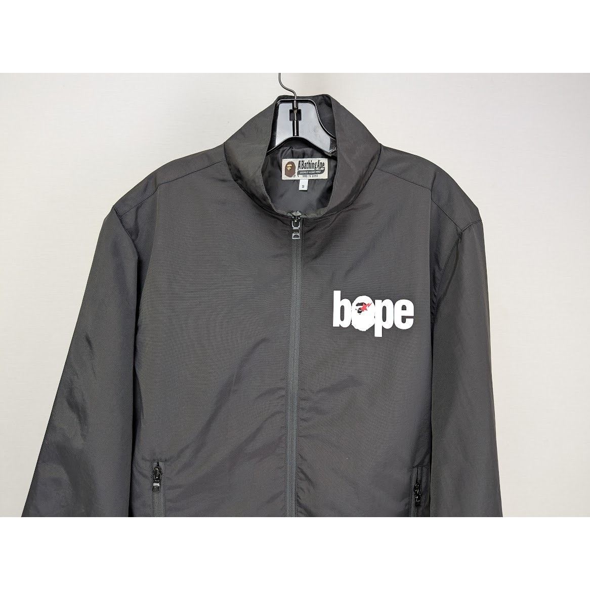 Bape o1rshd1 Logo Windbreaker Jacket in Black Size US S / EU 44-46 / 1 - 8 Thumbnail