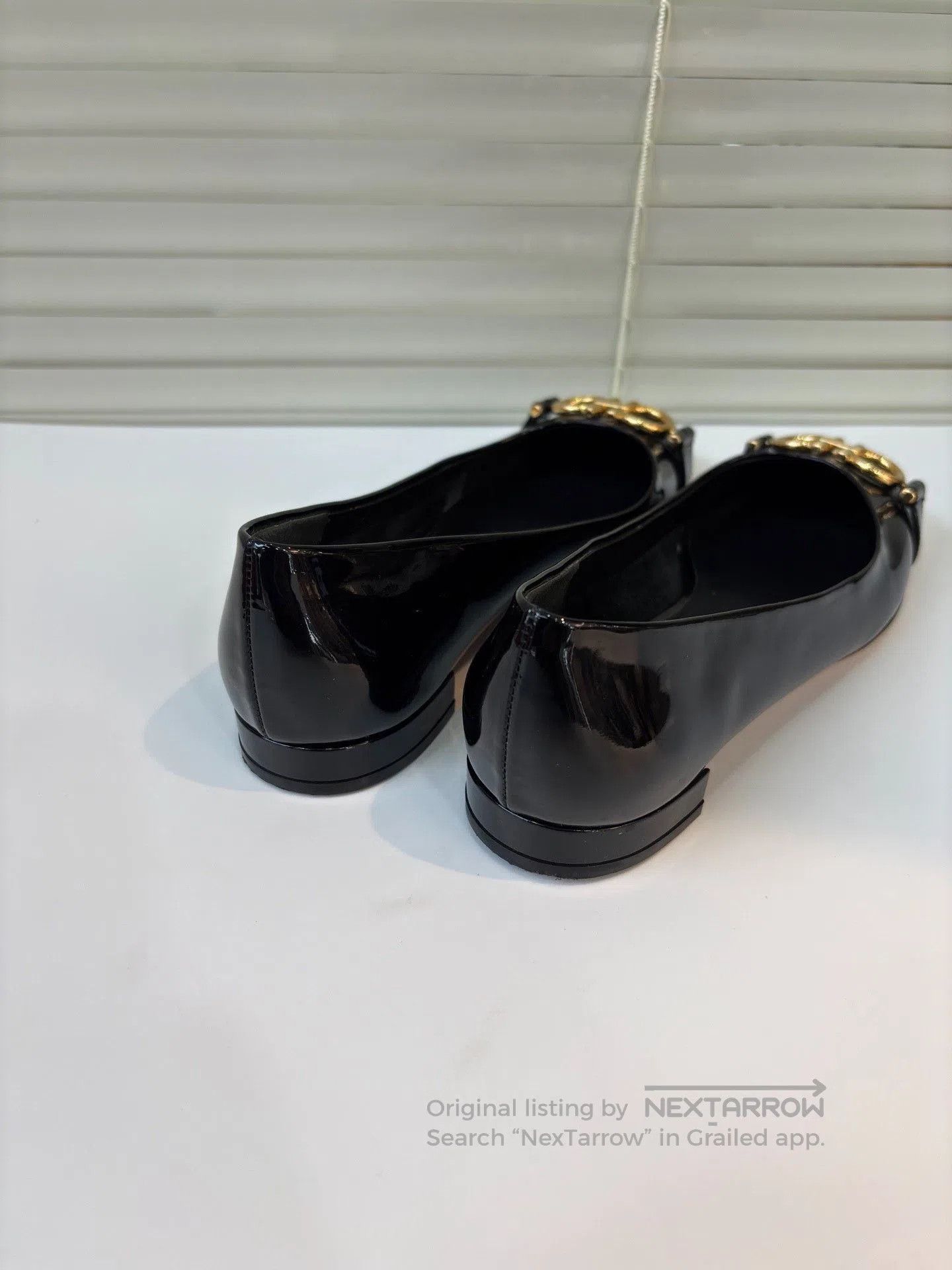 Salvatore Ferragamo Ferragamo Black Patent Leather Flats. Size US 4.5 / IT 34.5 - 5 Thumbnail