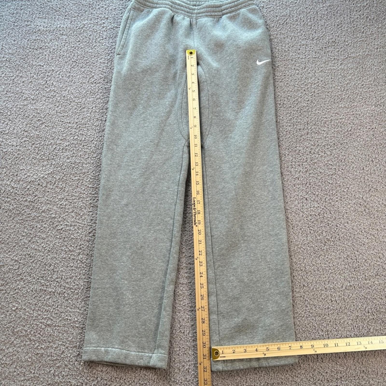 Nike Nike Mens Gray Sweatpants Joggers Small Athletic Swoosh Logo Size US 30 / EU 46 - 3 Thumbnail