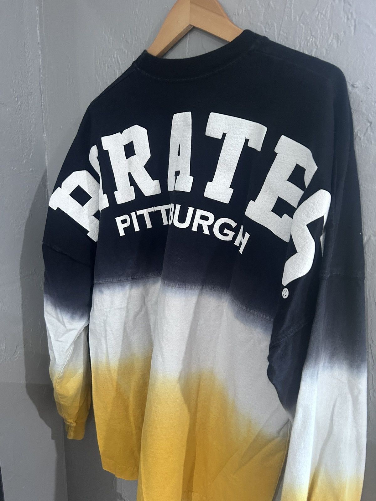 MLB black and gold ombre dip-dyed pirates jersey Size US M / EU 48-50 / 2 - 3 Thumbnail