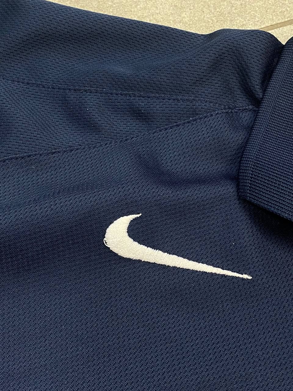 Nike Vintage Nike Total 90 Collared Small Logo Jersey T-Shirt Size US XL / EU 56 / 4 - 8 Thumbnail