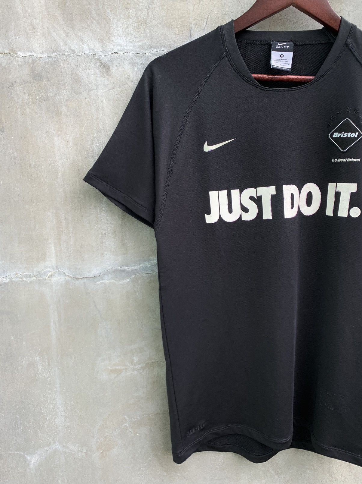 Nike F.C Bristol Tee Size US M / EU 48-50 / 2 - 2 Thumbnail