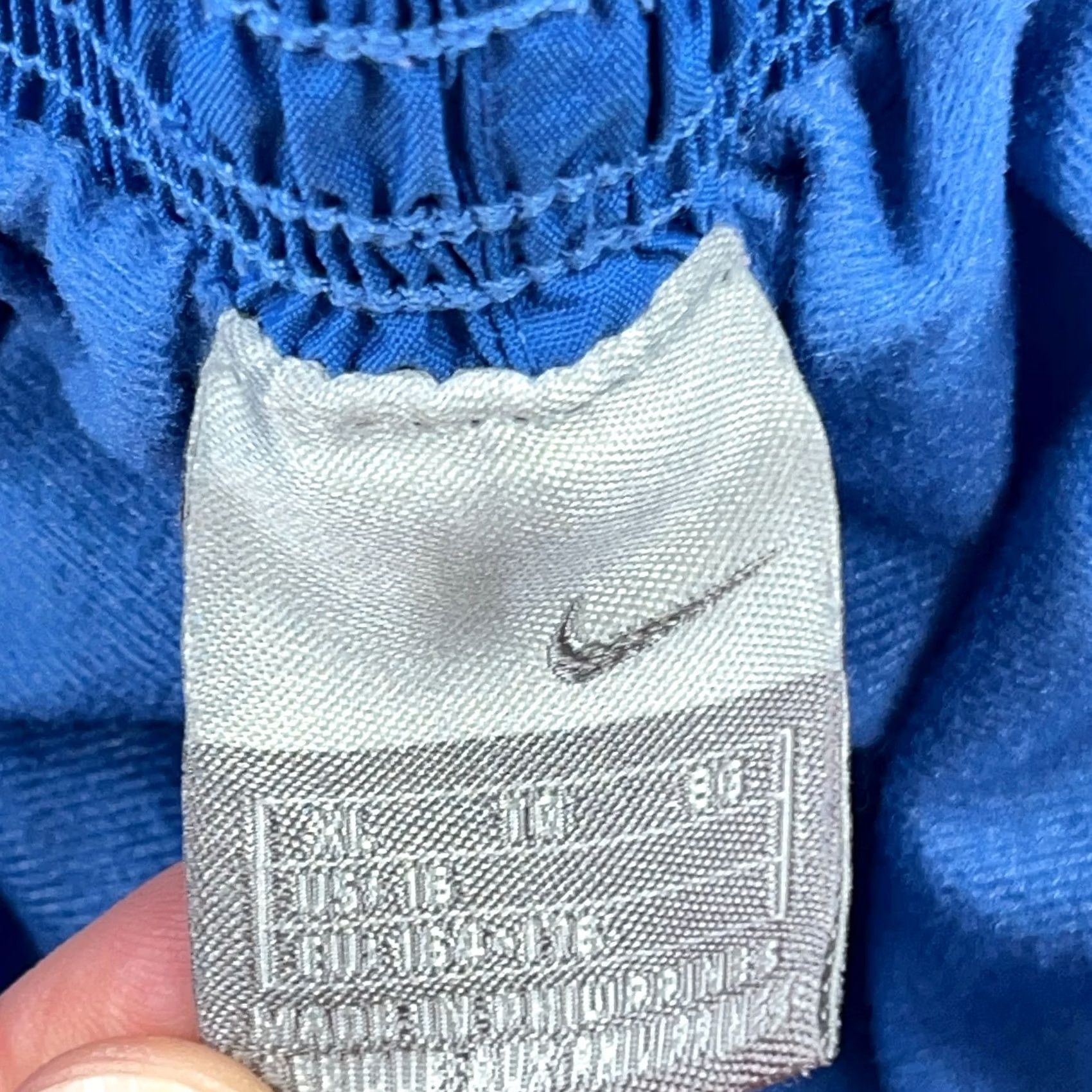 Nike VINTAGE Nike Pants XL Blue Baggy Y2K 90s Track Suit Windbreakers 25x30 Women Size 40" / US 18 - 3 Thumbnail