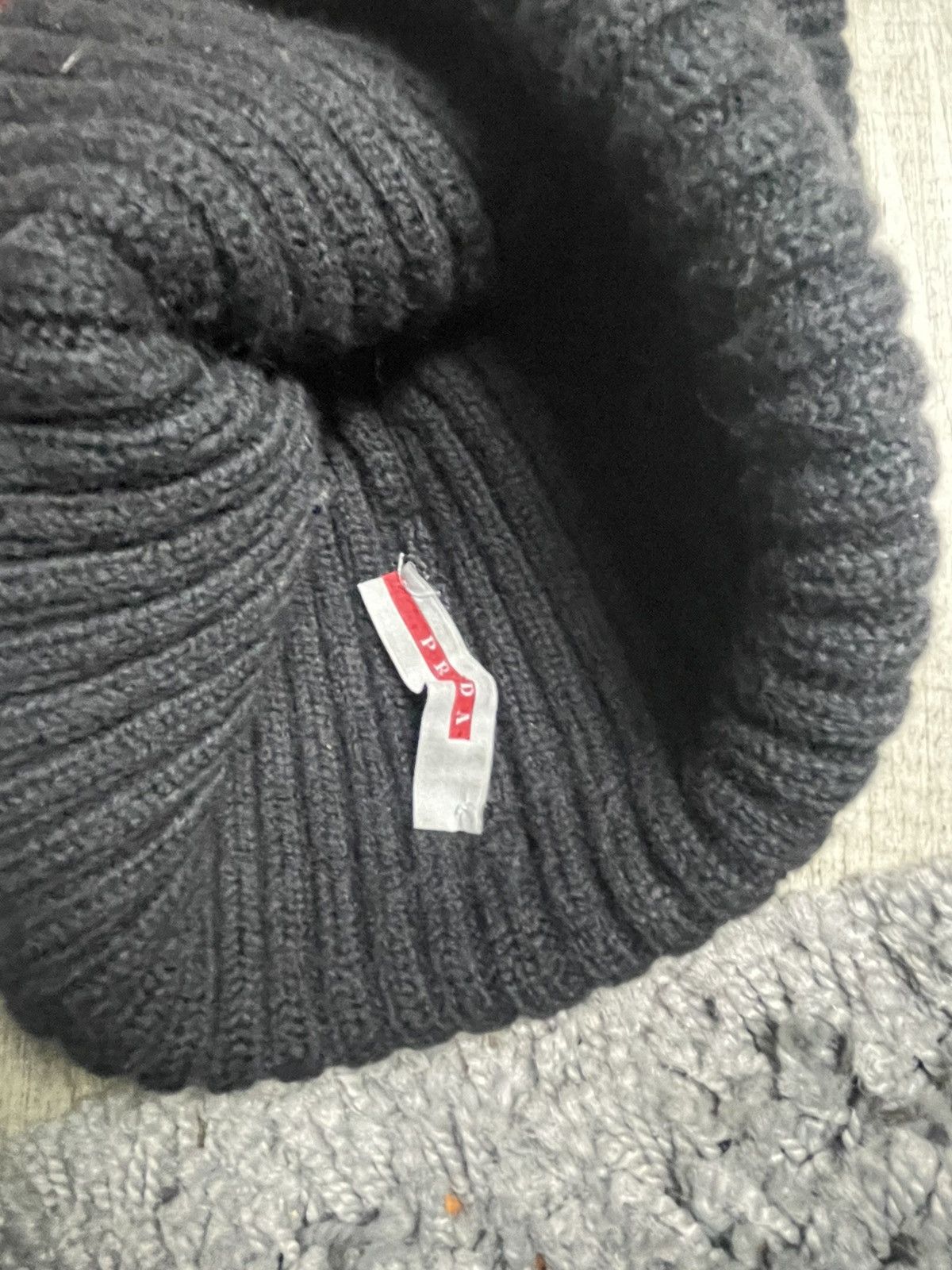 Prada Prada Sport 00s Beanie Wool Hat Red Label Logo Size ONE SIZE - 3 Thumbnail