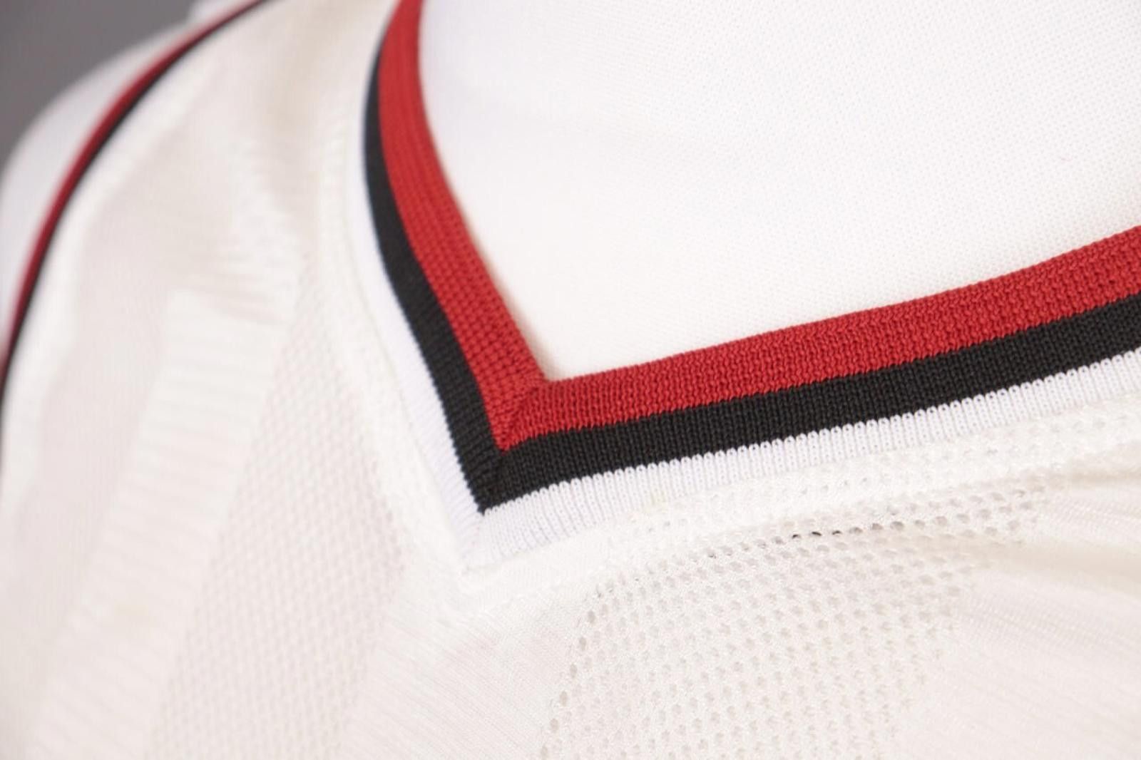 Fubu Vintage Fubu White V-Neck Pinstripe Big T-Shirt Size 2XL Size US XXL / EU 58 / 5 - 8 Thumbnail