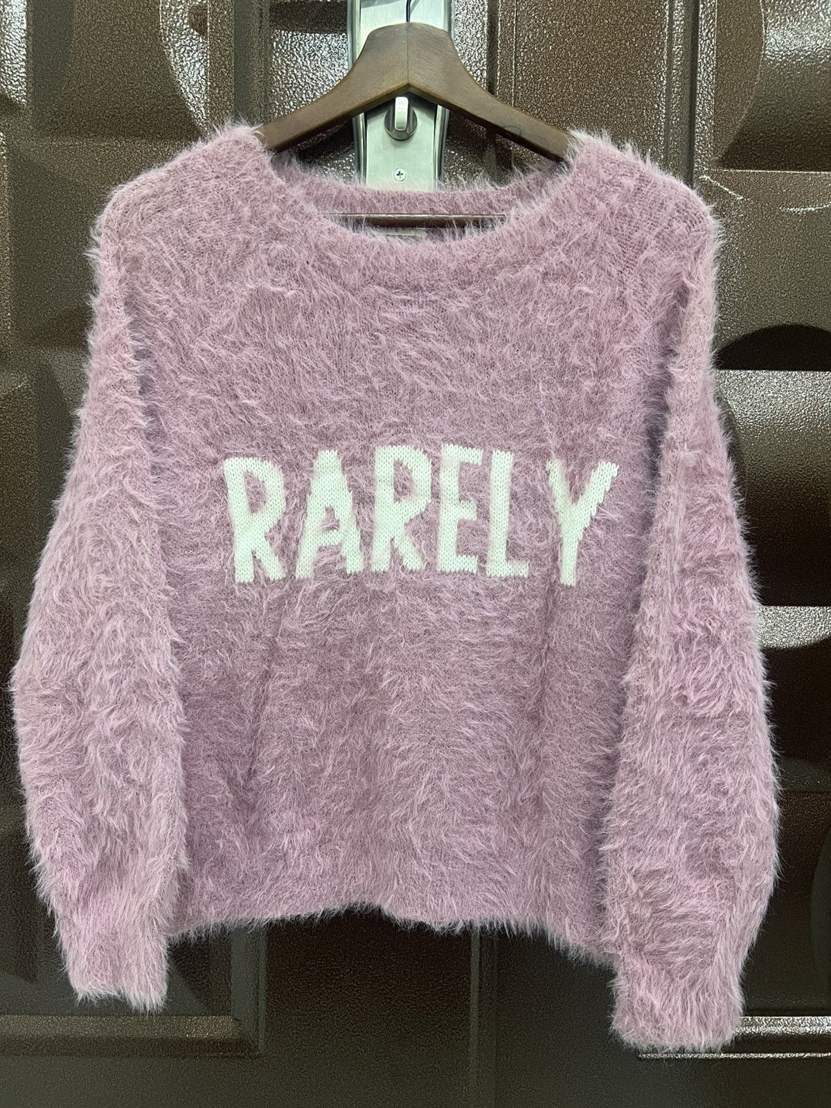 Japanese Brand RARELY Colza Fur Fuzzy Soft Merino Versatiles Pink Sweater Size S / US 4 / IT 40 - 2 Thumbnail