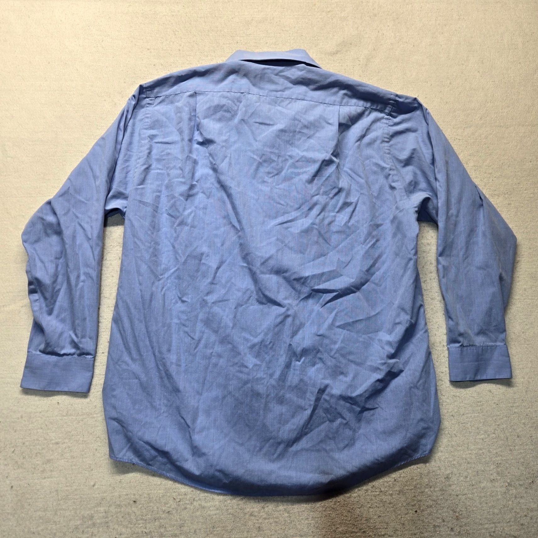 Van Heusen Van Heusen Solid Blue Long Sleeve Button-Down Shirt Adult Men 17 34/35 Mens Size US XL / EU 56 / 4 - 7 Thumbnail