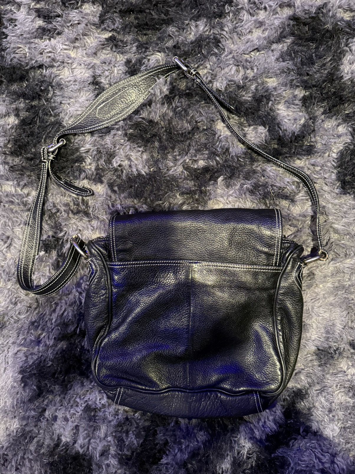 Marc by Marc Jacobs Marc by Marc Jacobs Black Leather Crossbody Bag Size ONE SIZE - 8 Thumbnail