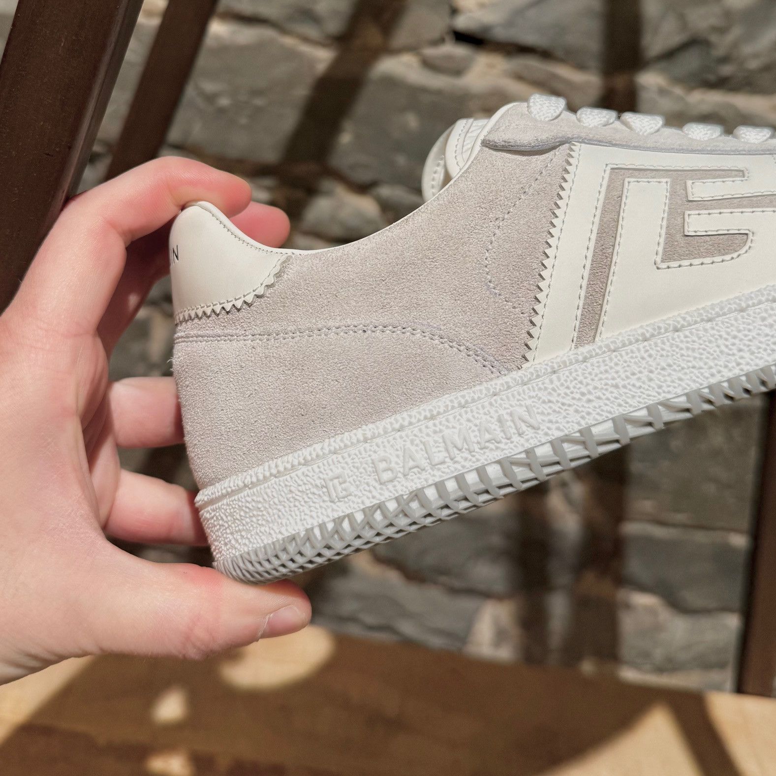 Balmain Balmain Grey Suede Swan Logo Low-top Sneakers Size US 8 / EU 41 - 13 Thumbnail