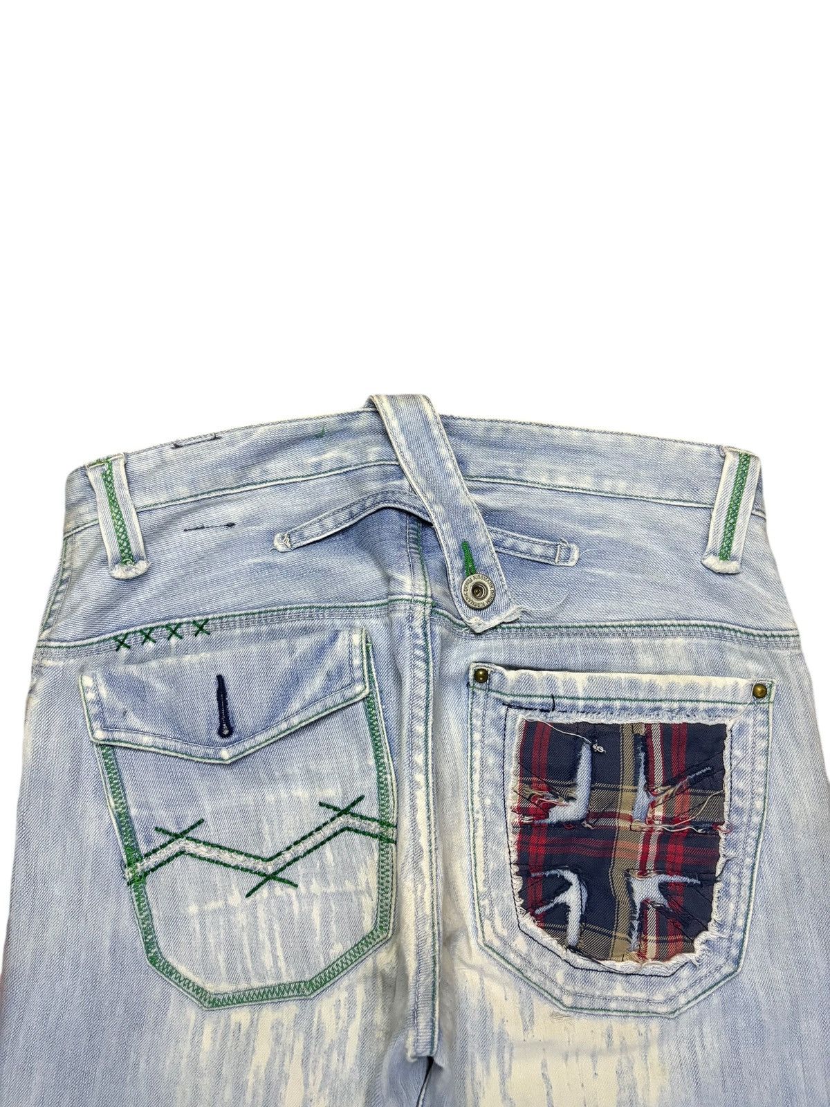 Japanese Brand Vintage Japanese Brand Bleach Wash Stud Patched Baggy Jeans Size US 32 / EU 48 - 8 Thumbnail