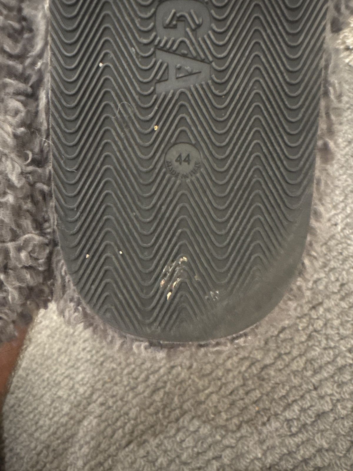 Balenciaga Balenciaga grey faux fur slides Size US 11.5 / EU 44-45 - 5 Thumbnail