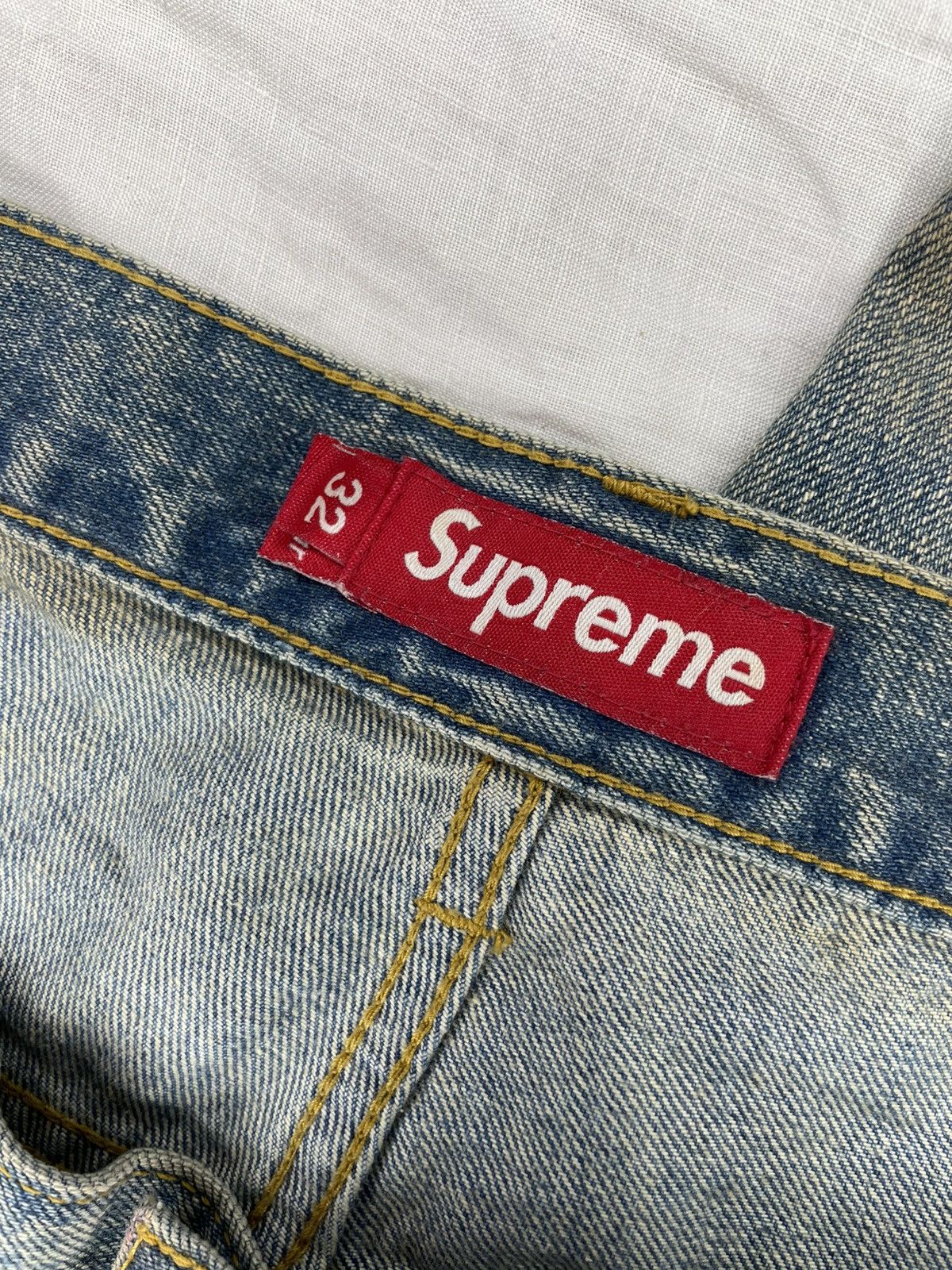 Supreme Supreme regular jean dirty indigo FW25 Size US 32 / EU 48 - 5 Thumbnail