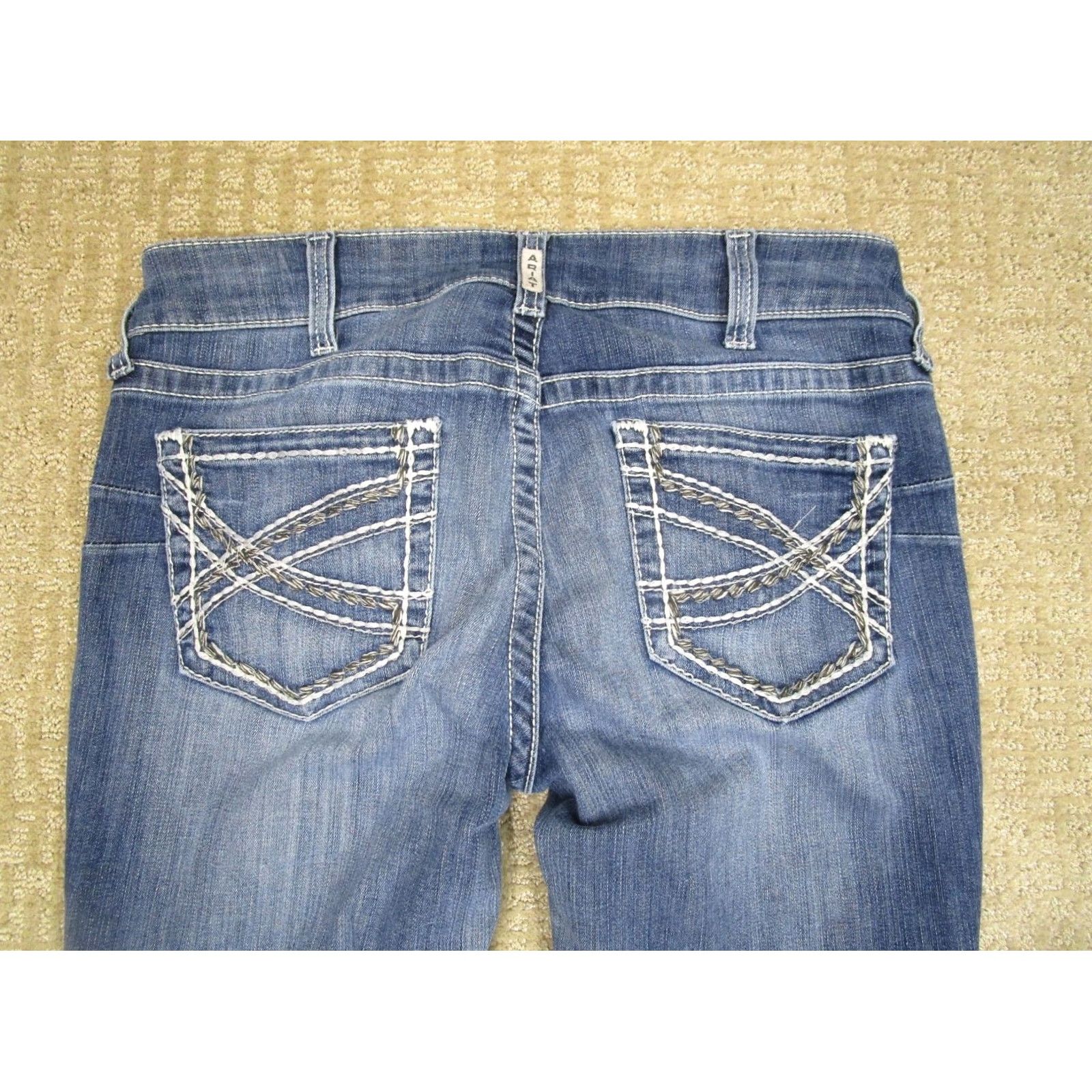 Ariat Ariat Jeans Blue Bootcut Mid Rise 32 Women Denim Pockets Logo Southwestern Cowboy 32x32 Regular Mens Womens Girls? Size 24" / US 00 / IT 34 - 4 Thumbnail
