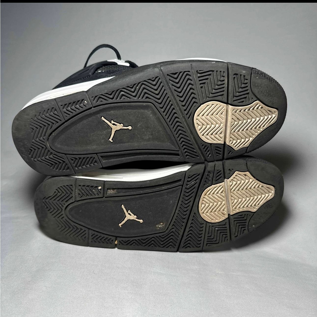 Jordan Brand × Nike Size 7 Nike Air Jordan 4 Retro GS White Thunder Men's Shoes Size US 7 / EU 40 - 7 Thumbnail