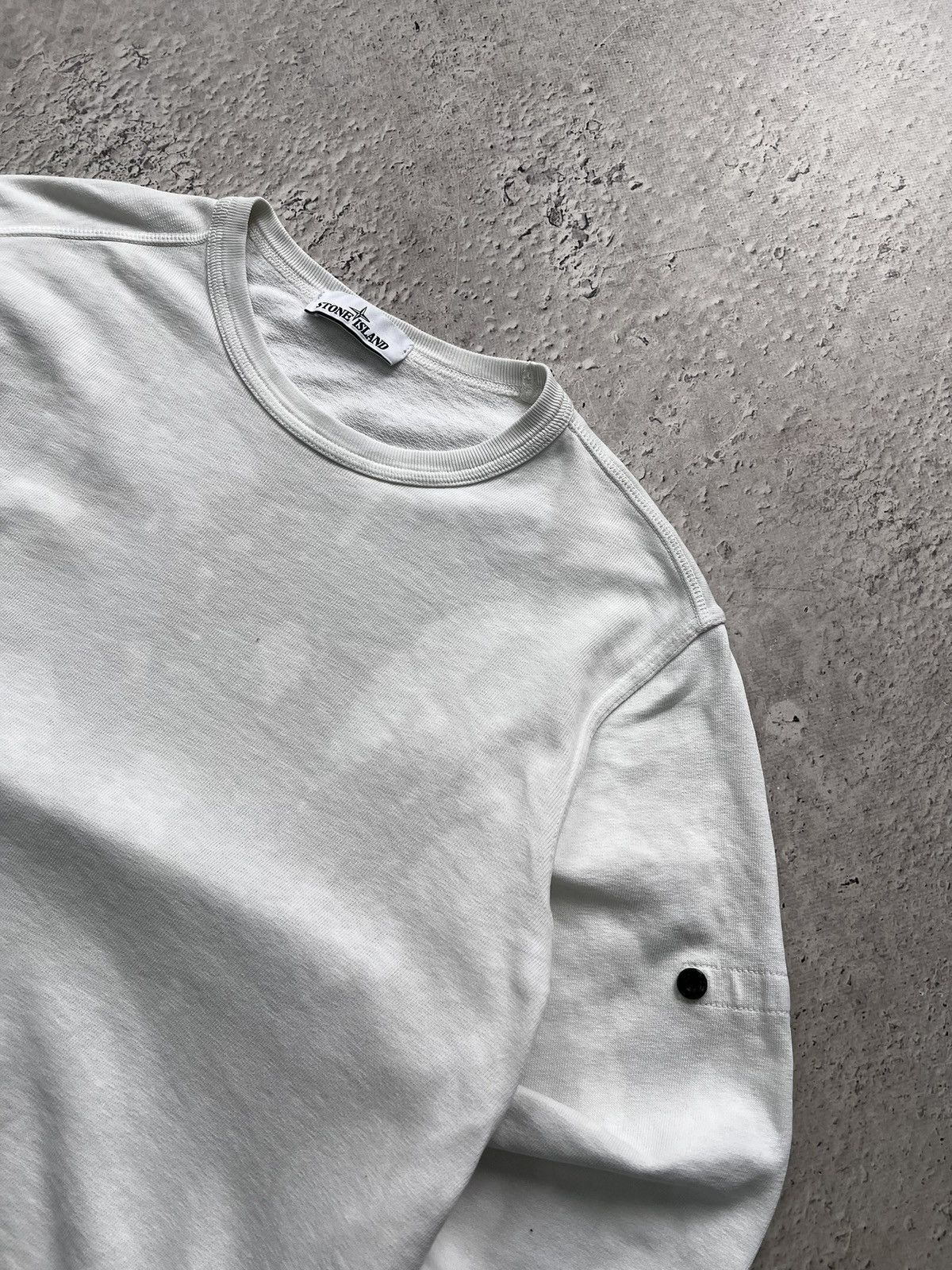 Stone Island WHITE GRADIENT WASHED STONE WHITE SWEATSHIRT STONE ISLAND Size US L / EU 52-54 / 3 - 5 Thumbnail