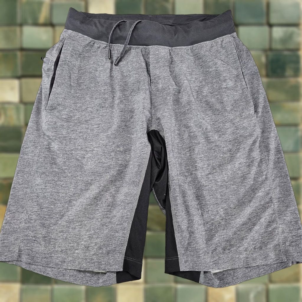 Lululemon Lululemon Shorts Adult Medium Gray Gym T.H.E Short Linerless Athletic Gym Men Size US 29 - 1 Thumbnail