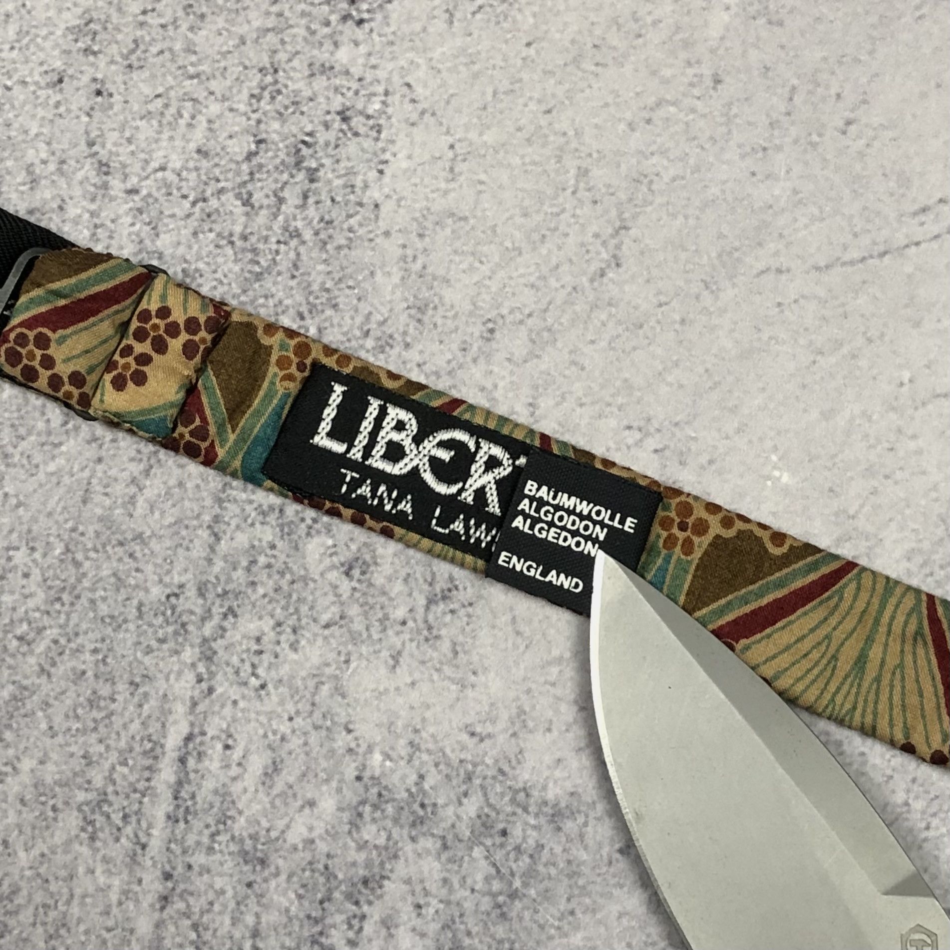 Liberty Vintage Liberty Tana Lawn Bow Tie Size ONE SIZE - 4 Thumbnail