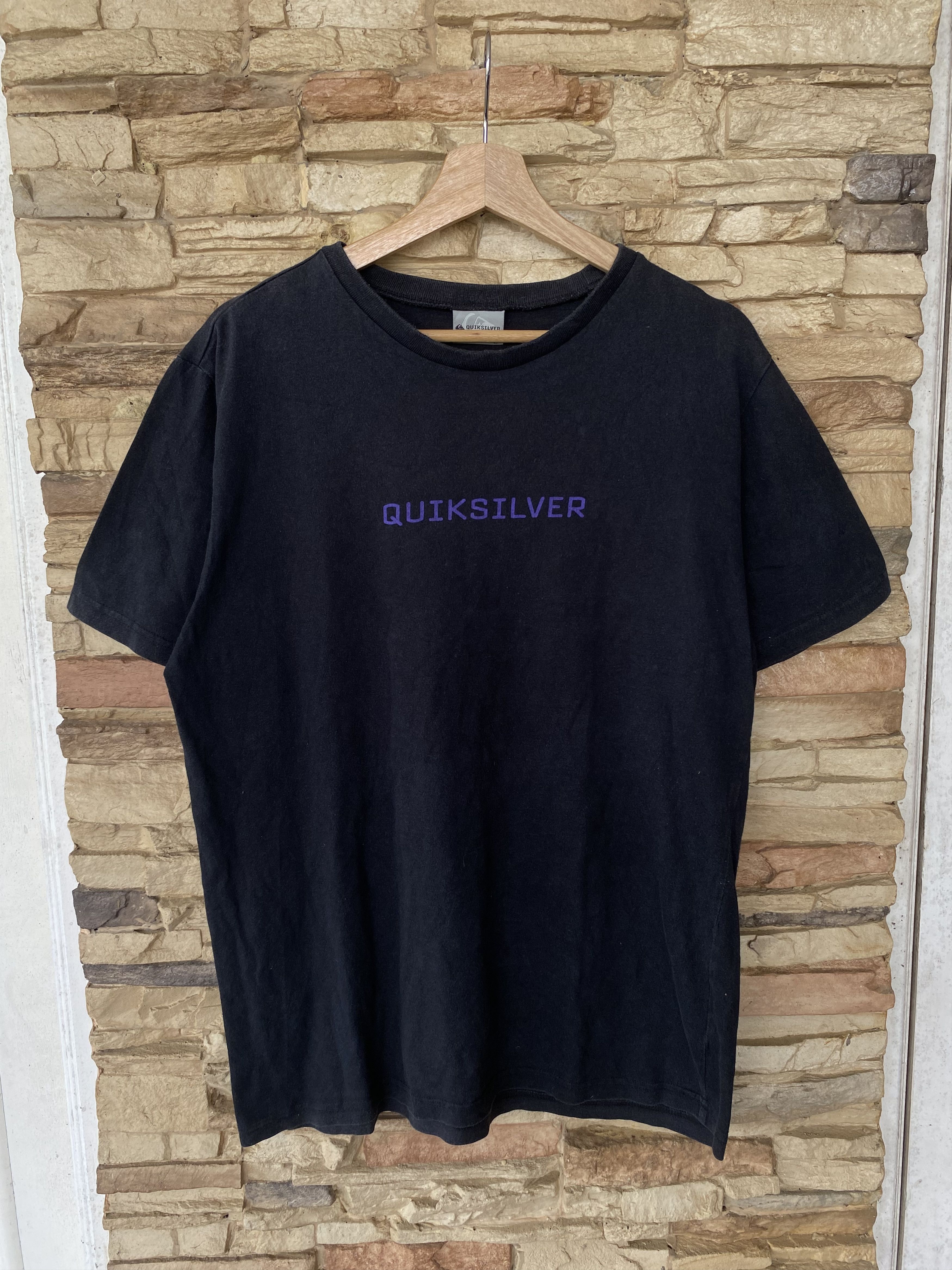 Vintage Quiksilver Backhit Logo Surfing Tees Y2K