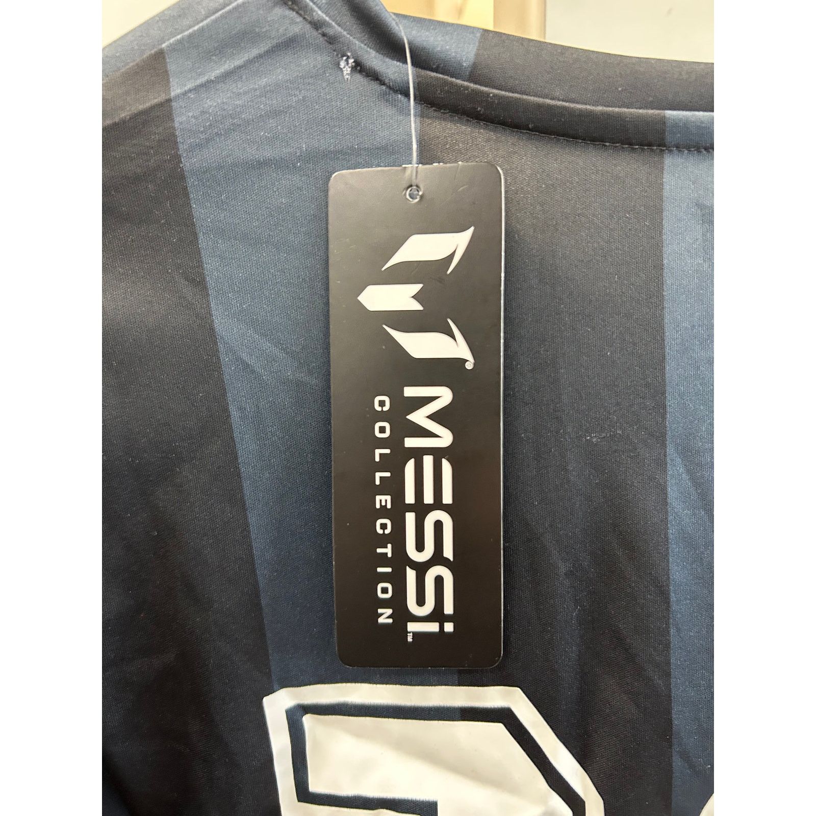 MLB Lionel Messi Collection long sleeve soccer jersey #10 size L Size US L / EU 52-54 / 3 - 3 Thumbnail