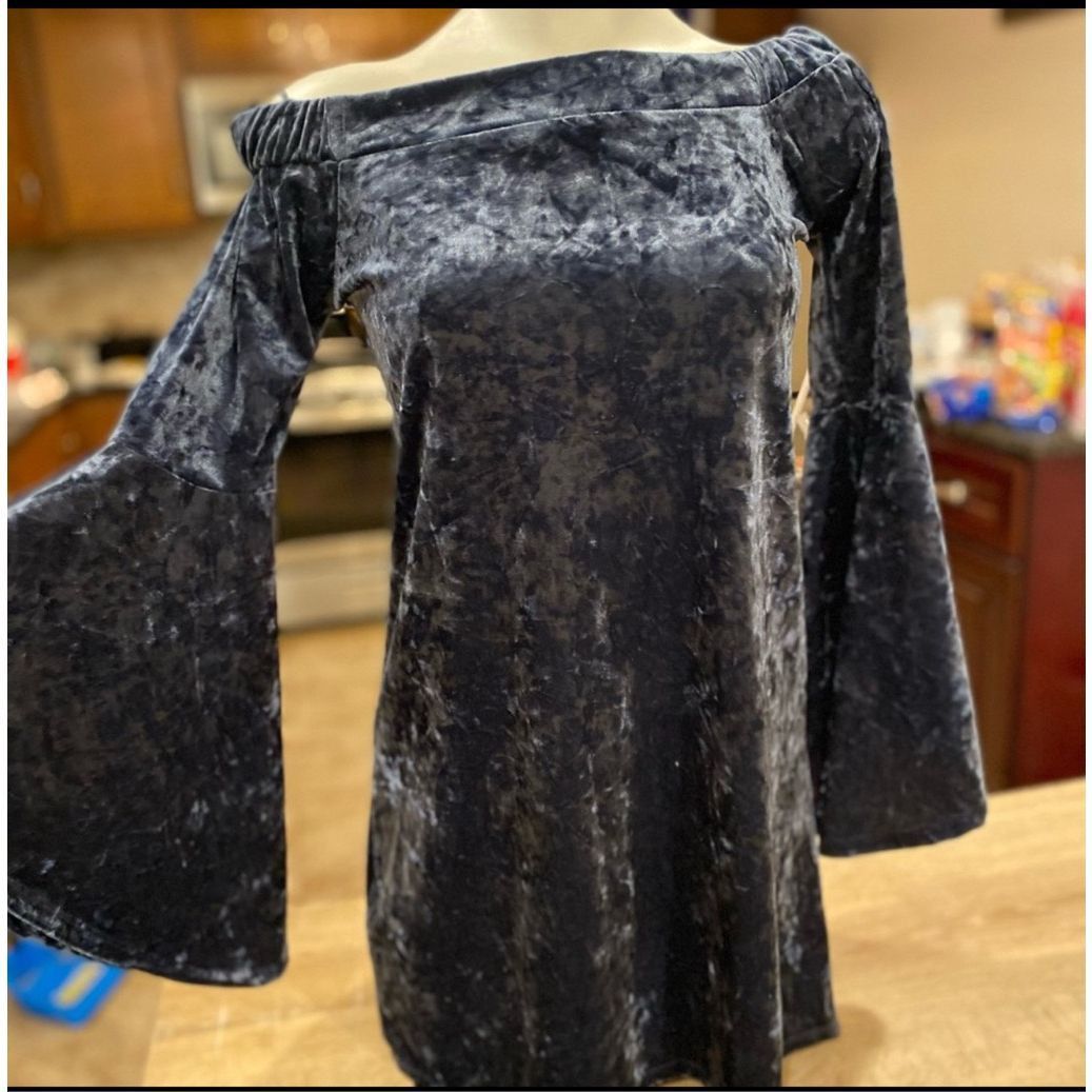 Other True Destiny Velvet Off Shoulder Bell Sleeve Top Gray Blue Size Small Boho Size S / US 4 / IT 40 - 3 Thumbnail