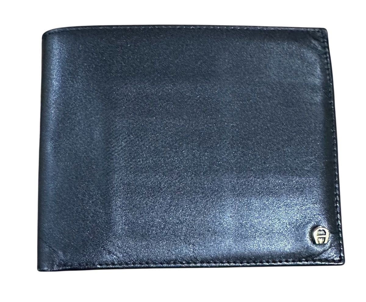 Aigner 💯 AUTHENTIC AIGNER MENS BIFOLD LEATHER WALLET Size ONE SIZE - 1 Thumbnail