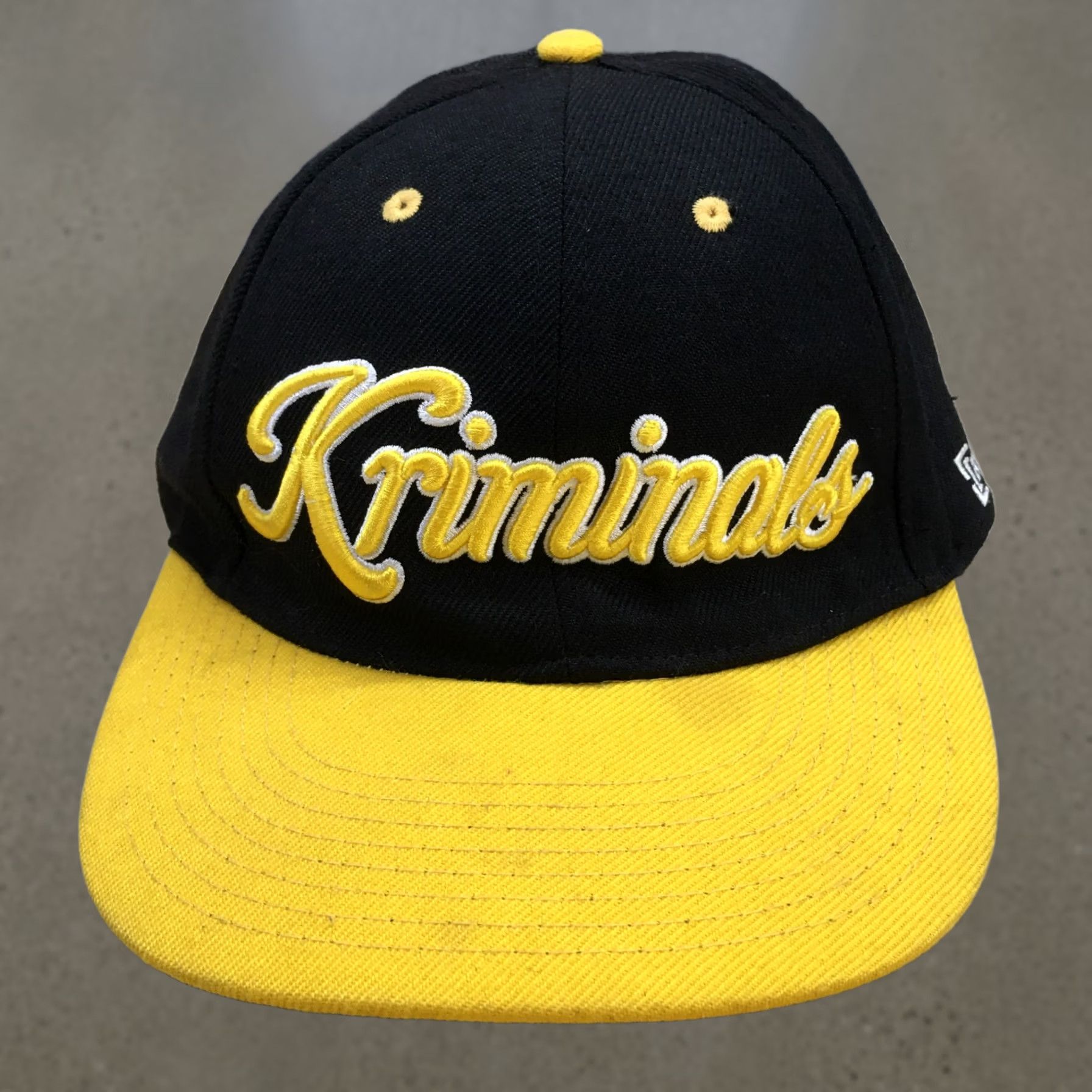 Vintage KR3W Snapback Cap Hat Men One Size Black Yellow Embroidered Adjustable Size ONE SIZE - 1 Thumbnail