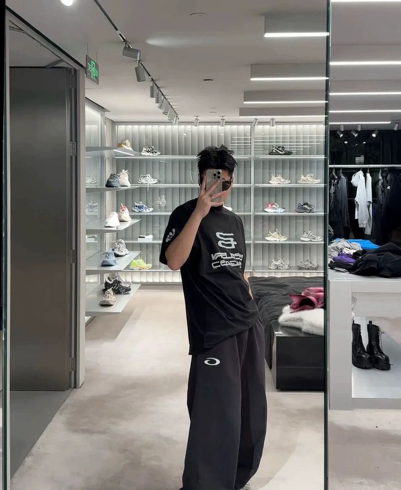 Balenciaga Balenciaga size XXS Basketball Series Washed Black Pants Size US 27 - 7 Thumbnail