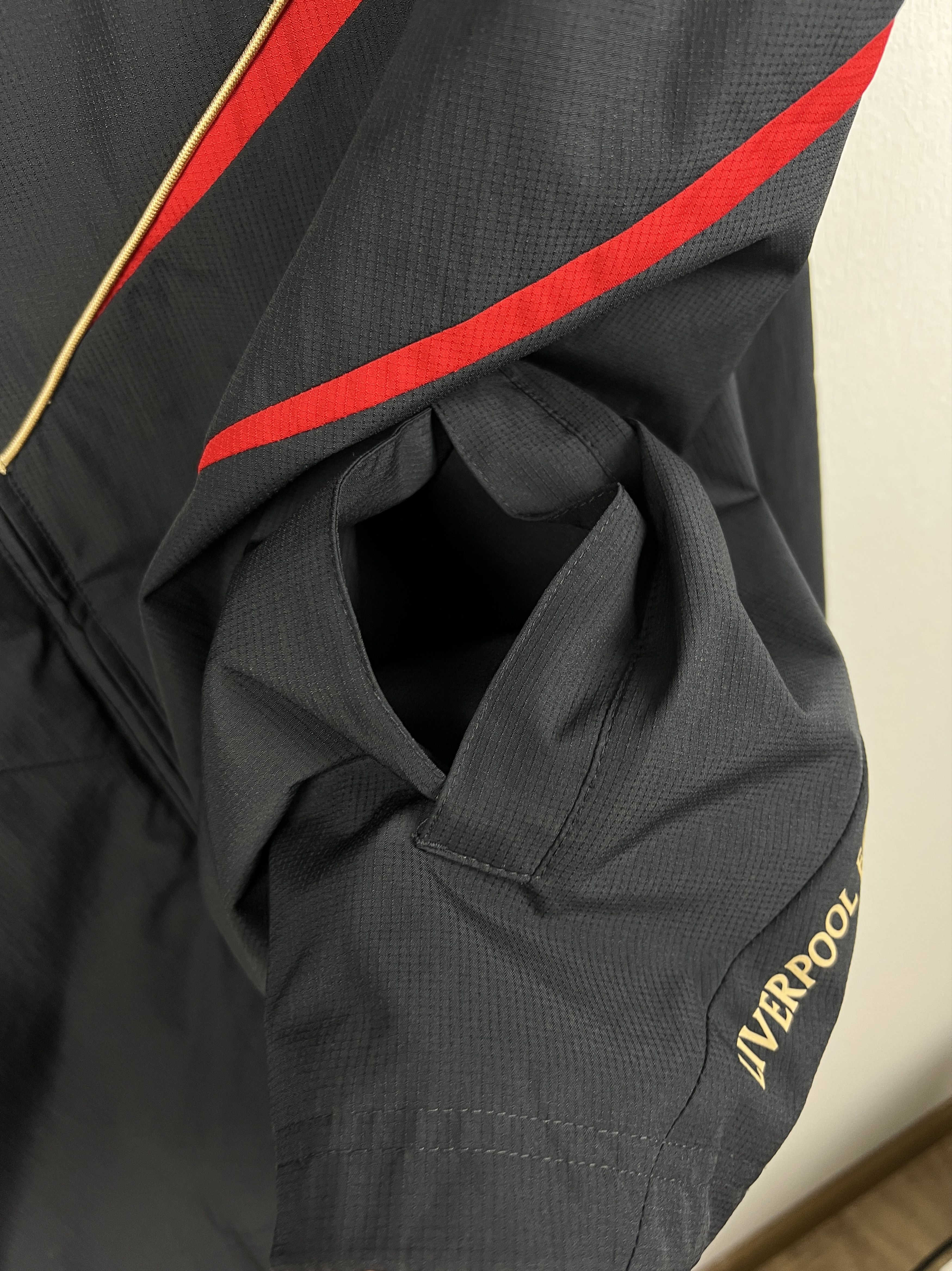 Adidas Liverpool Football Jacket Soccer Track Hooded Windbreaker Size US XL / EU 56 / 4 - 6 Thumbnail