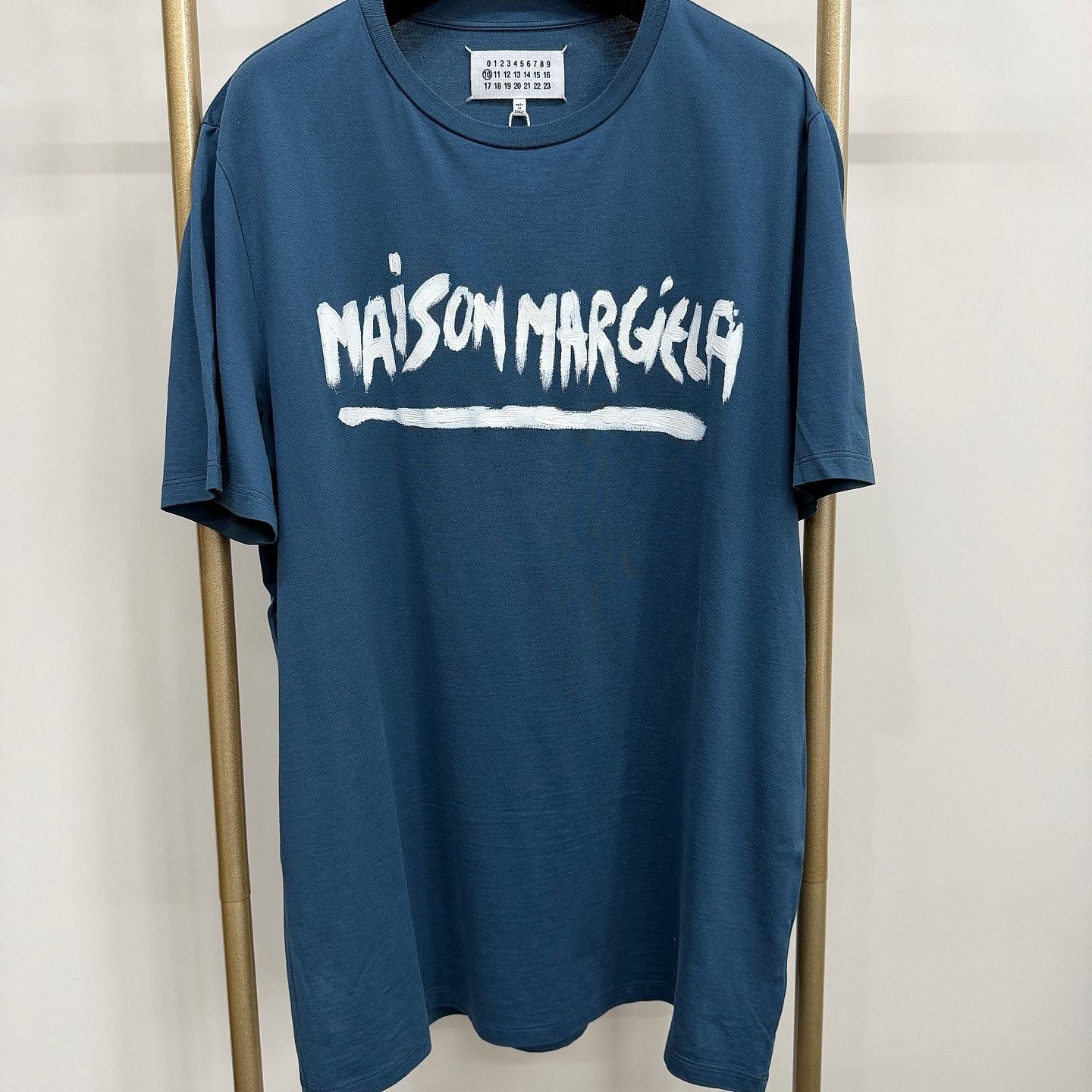Maison Margiela Maison Margiela Brush Logo T-Shirt Size M Size US M / EU 48-50 / 2 - 1 Thumbnail