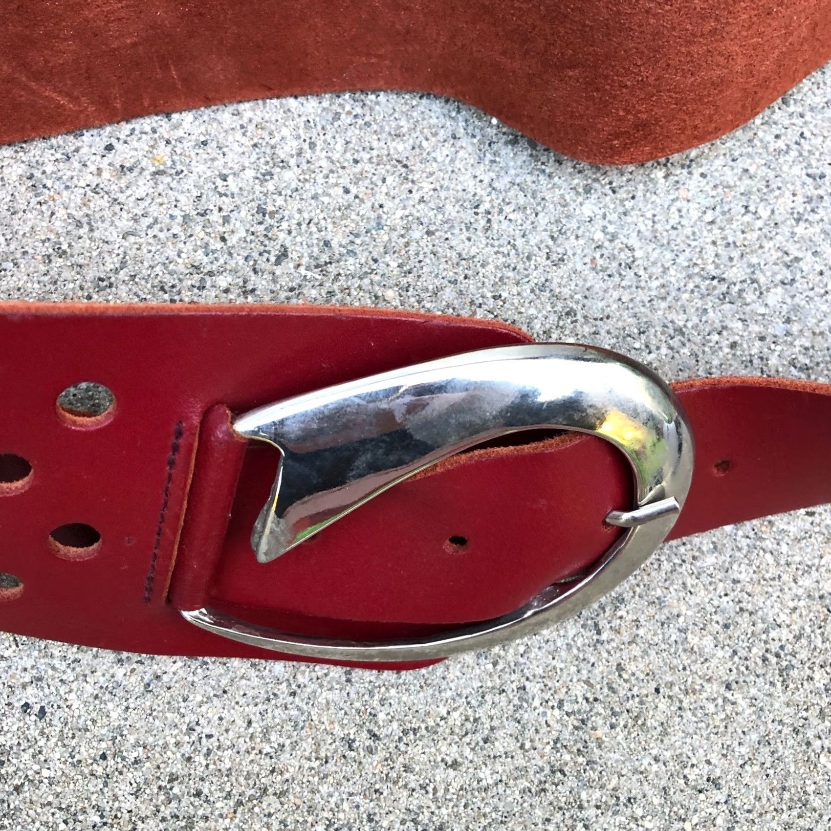 Vintage CROUTE DE CUIR Belt Buckle Leather Belt 75/30 Paris France Parlux Length: 37" Red Women 75/30 Leather Buckle France Parlus Parisited Size ONE SIZE - 2 Thumbnail