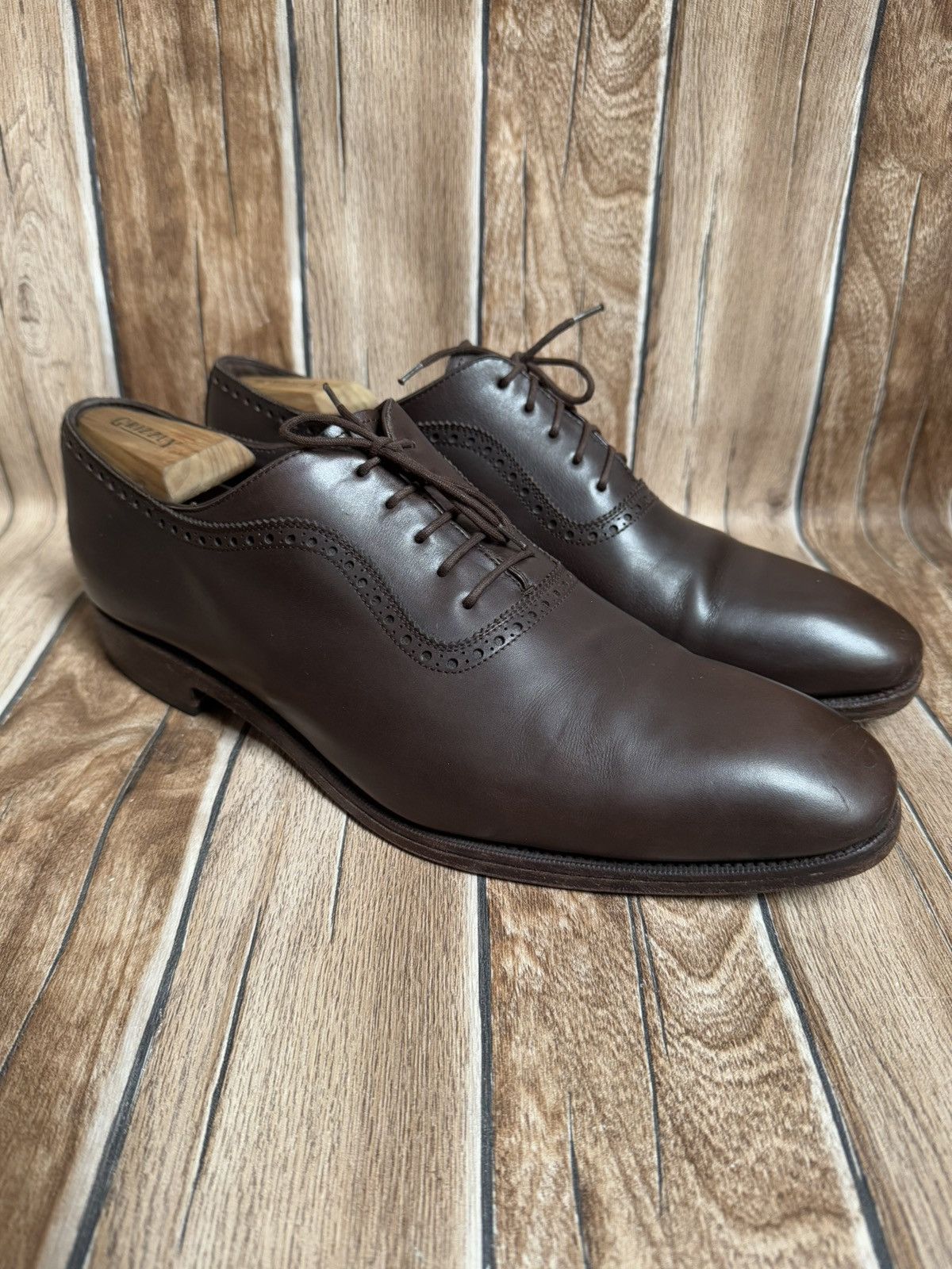 Carmina Wholecut Oxford shoe Size US 11 / EU 44 - 2 Thumbnail
