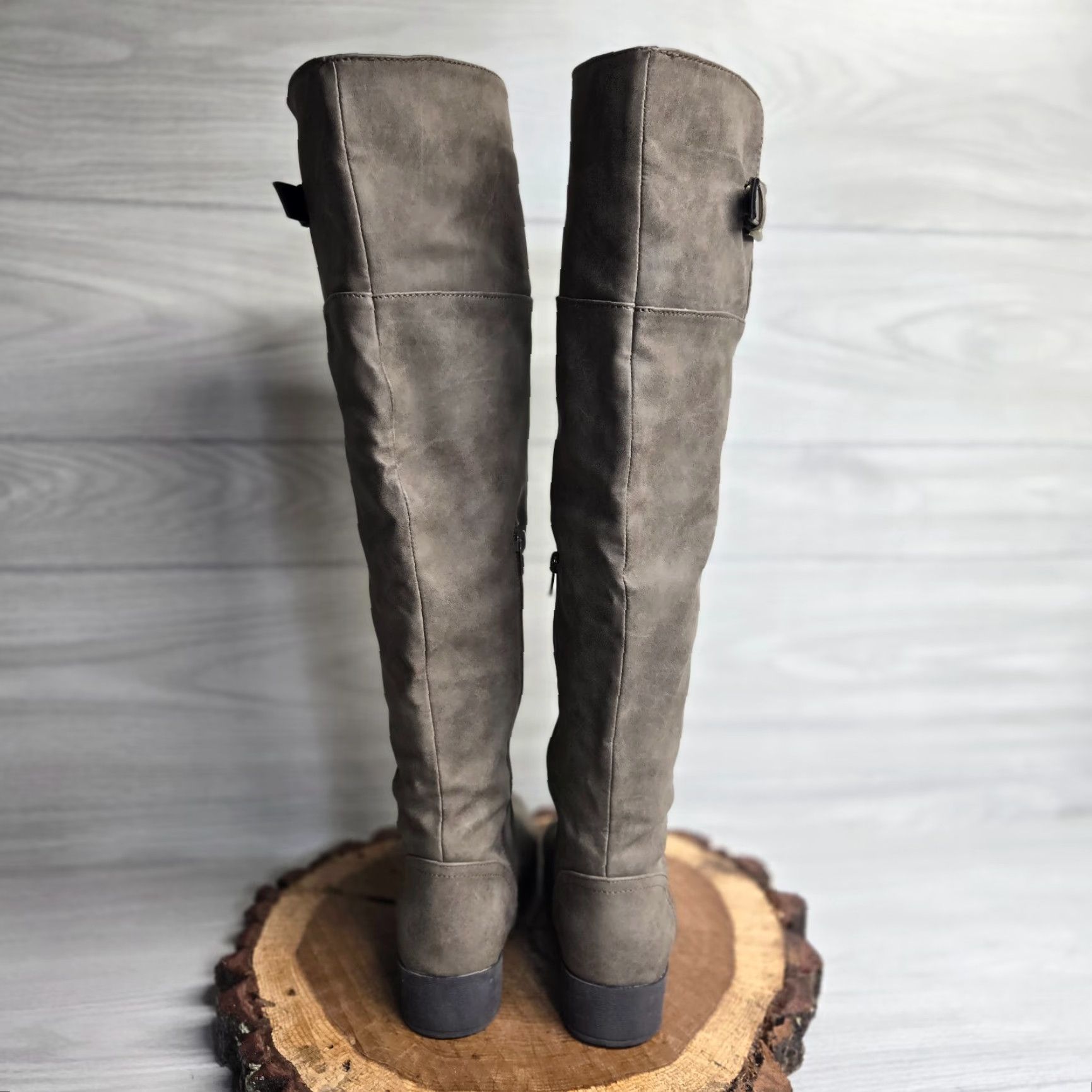 Vintage VINTAGE Charlotte Russe Brown Round Toe Tall Boots Soft Suede Adult Women's Size 8 Size US 8 / IT 38 - 5 Thumbnail