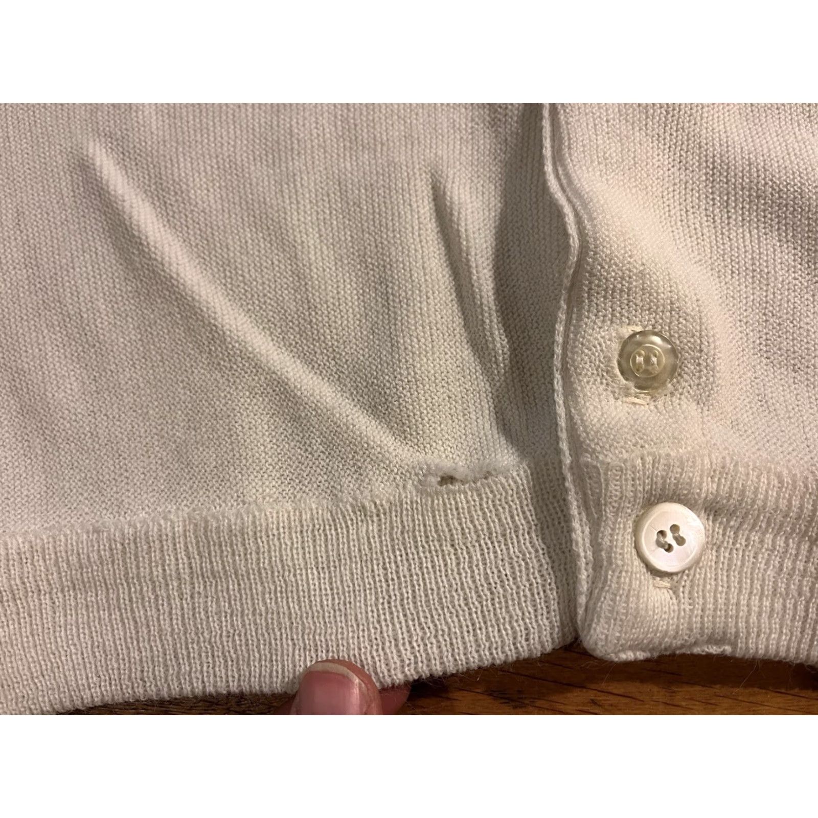 Vintage VINTAGE Pickering Wykagyl Country Club Golf Cardigan Sweater Men’s Small White Cardigan Knit Logo Embroidered City Dad Outdoor Preppy Sports Golf Size US S / EU 44-46 / 1 - 5 Thumbnail