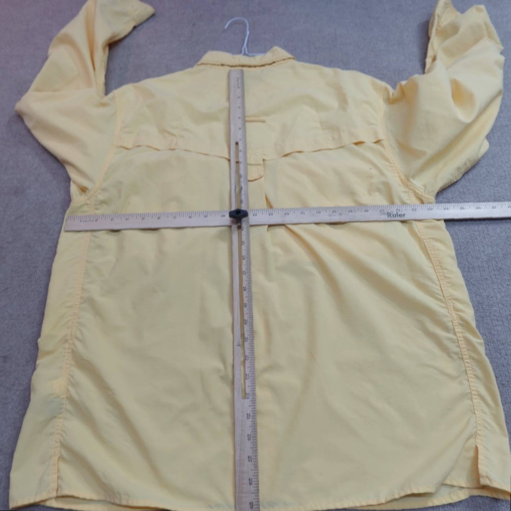 ExOfficio ExOfficio Shirt Large Yellow Solid Vented Nylon Polyester Tab Sleeves Button-Up Long Sleeve Mens L Yellow Solid Size US L / EU 52-54 / 3 - 3 Thumbnail