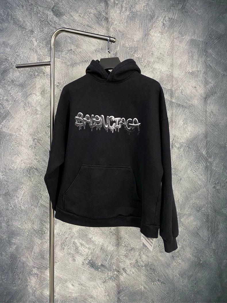 Balenciaga Balenciaga Graffiti logo long sleeve hooded sweater Size US L / EU 52-54 / 3 - 1 Thumbnail